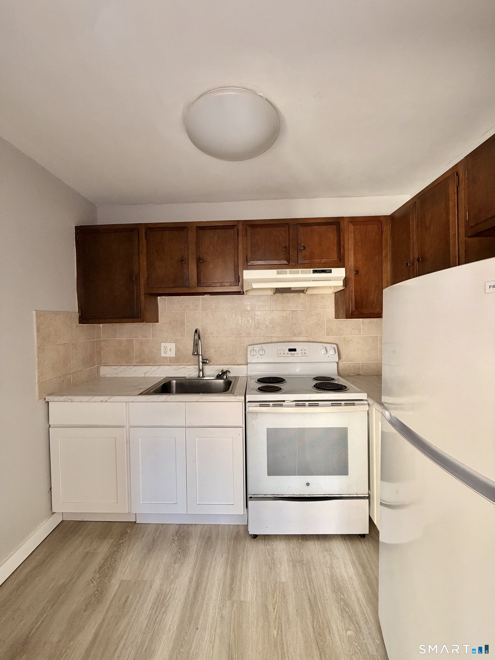 170 Canton Street photo 3