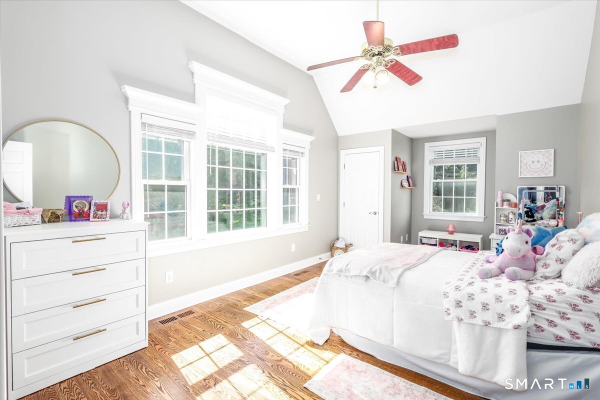27 Brittany Drive photo 25