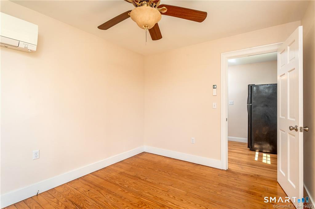 502 Stearns Street photo 13