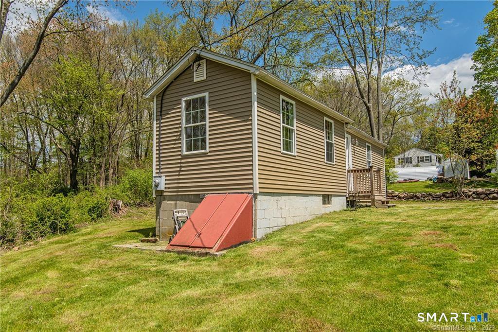 502 Stearns Street photo 19