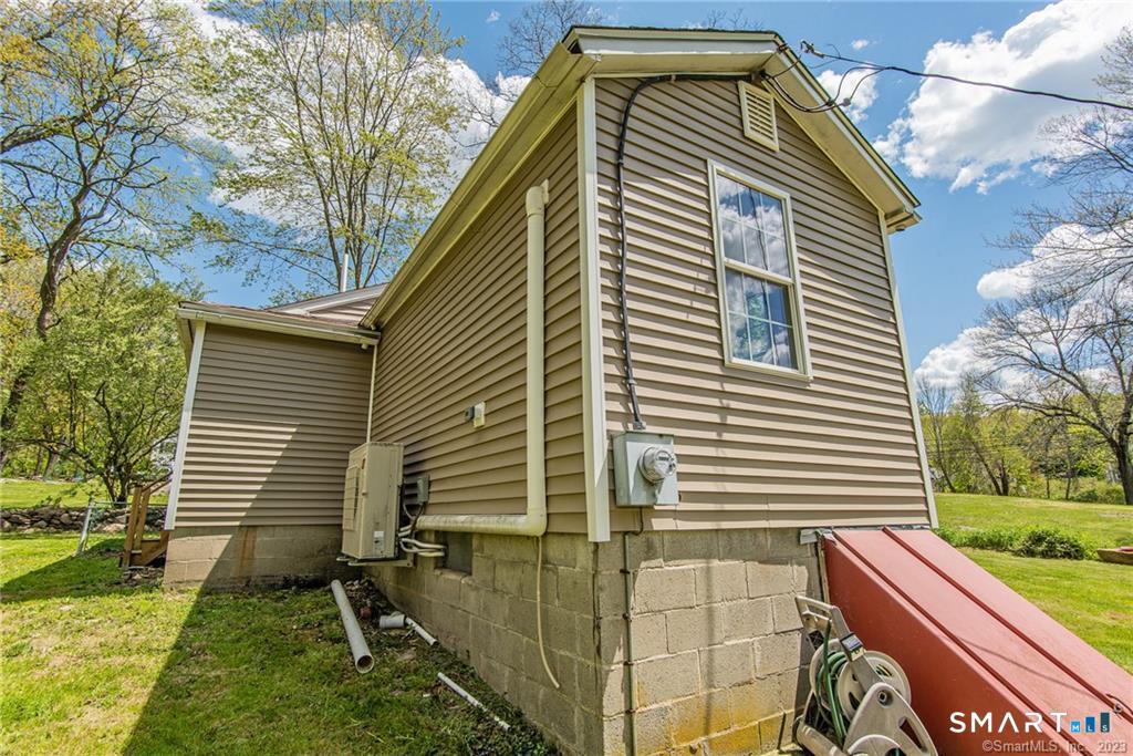 502 Stearns Street photo 20