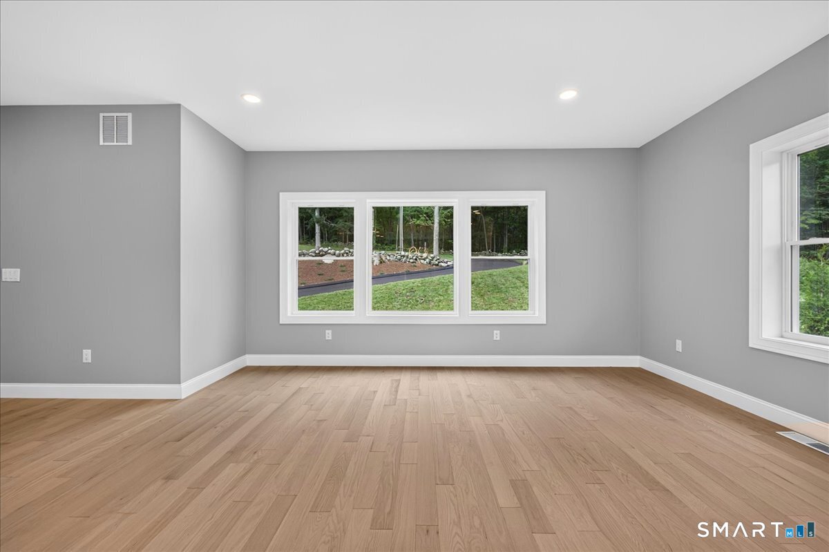 123 Scott Road photo 20