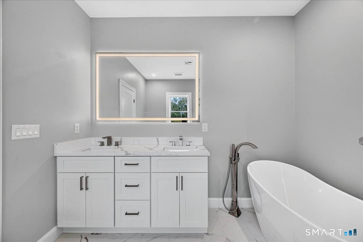 123 Scott Road photo 28