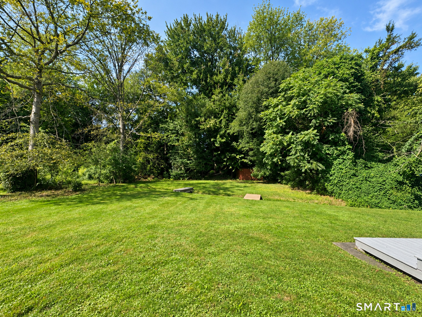 4 Robert Lane Unit #B photo 18