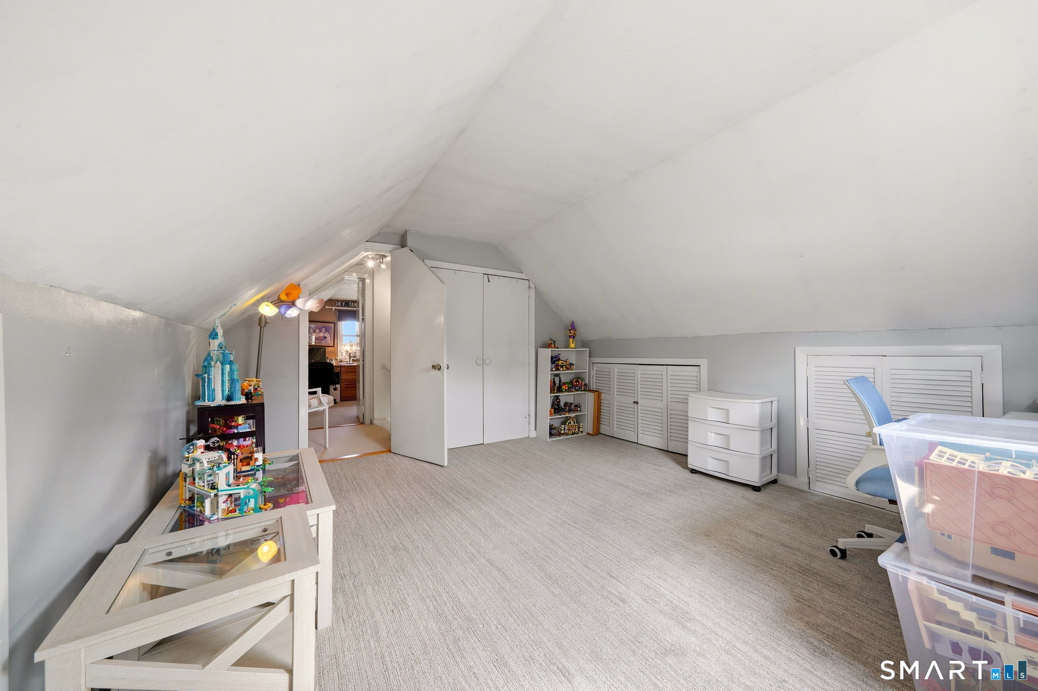 61 Scribner Avenue photo 16