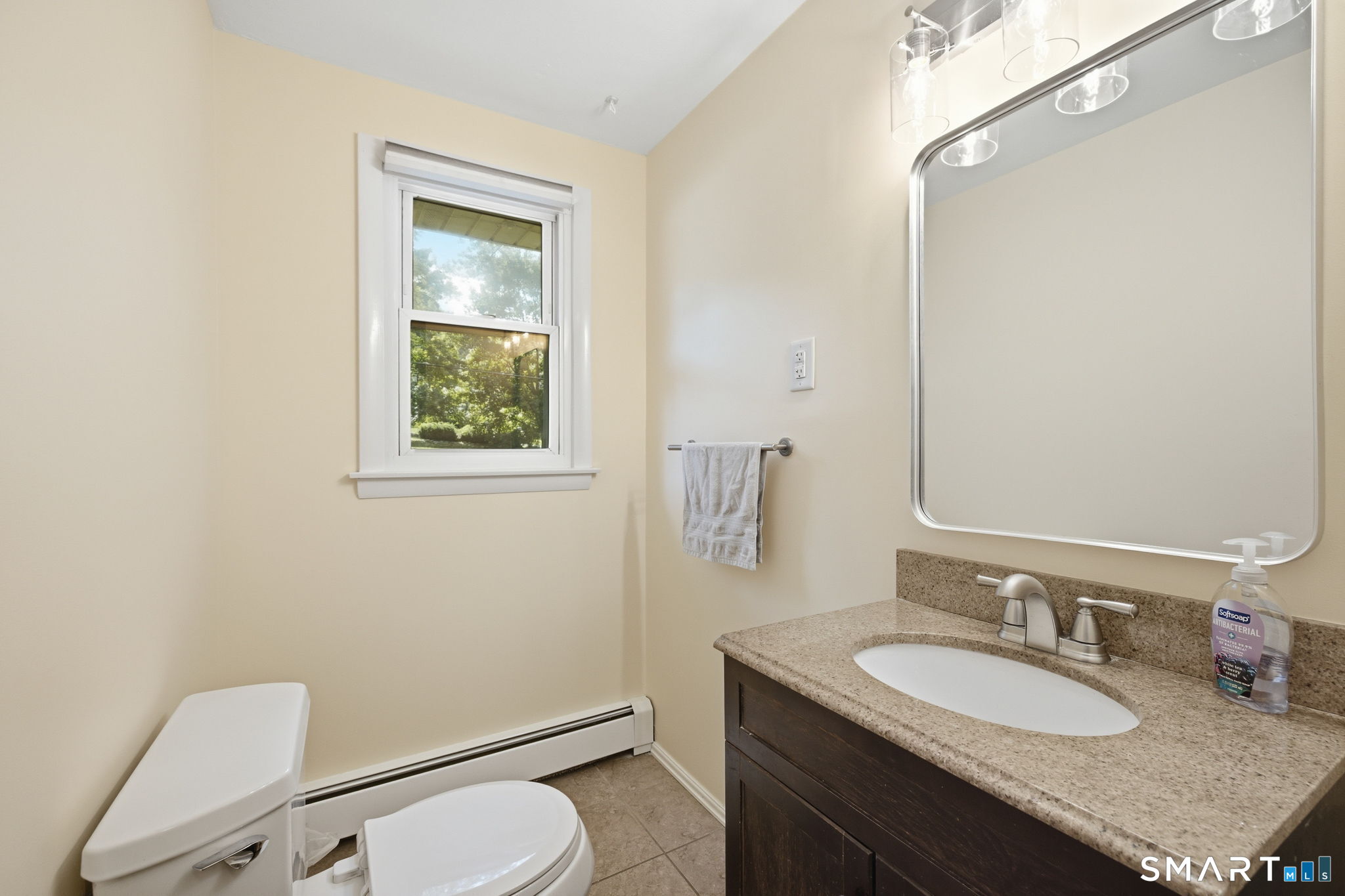 81 Warren Avenue photo 12