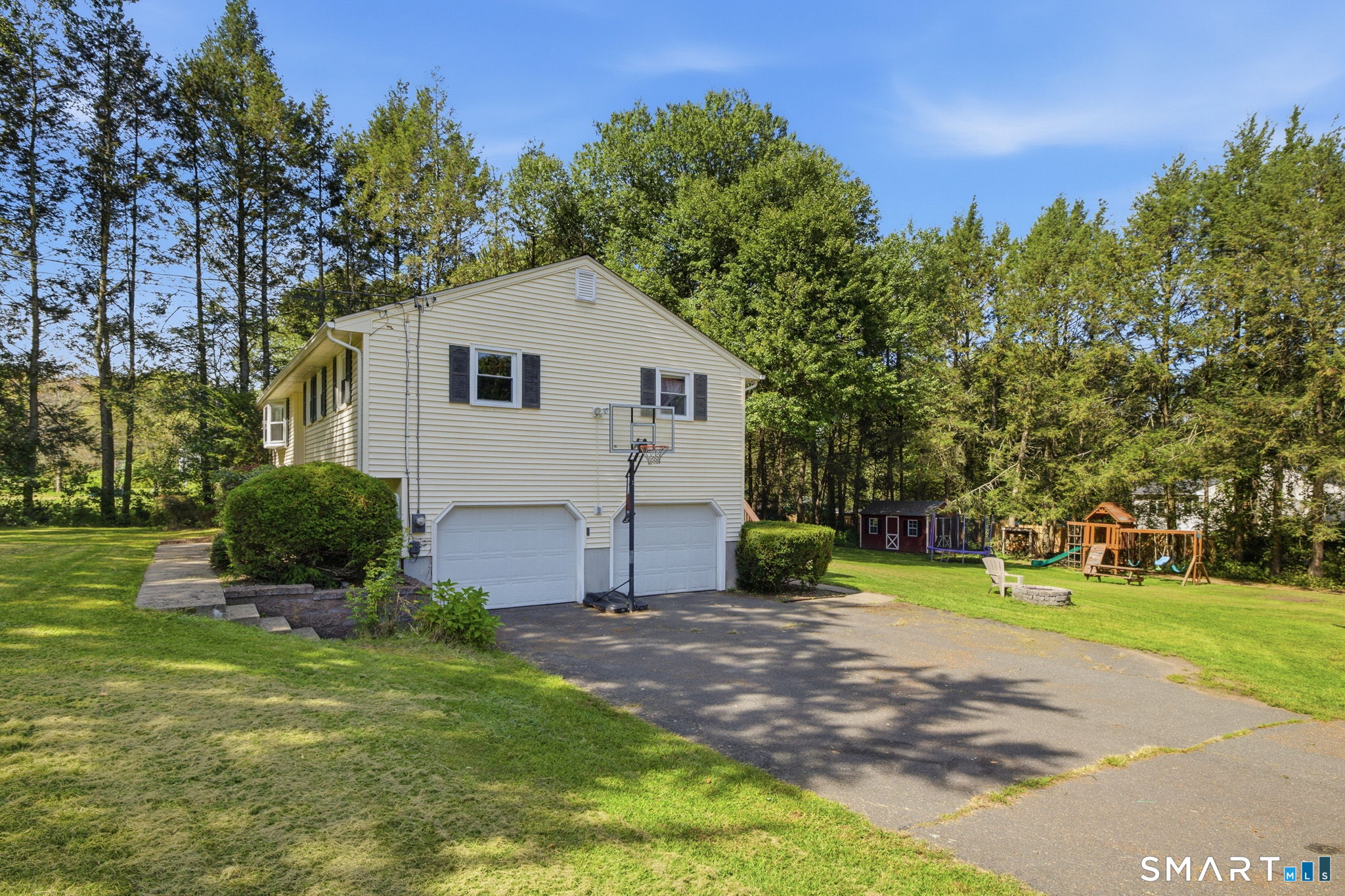 81 Warren Avenue photo 36