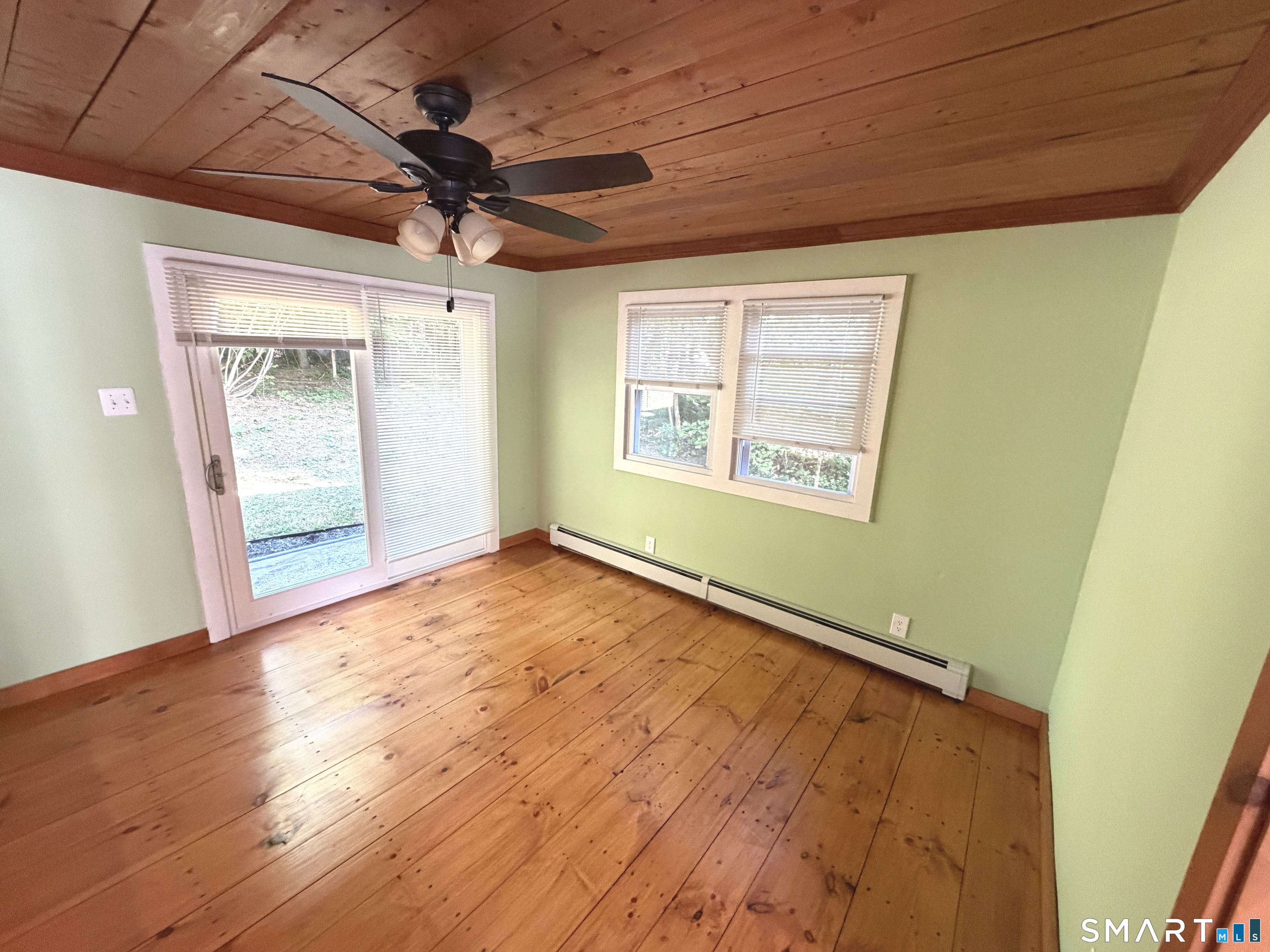 33 Chestnut Grove Road photo 20