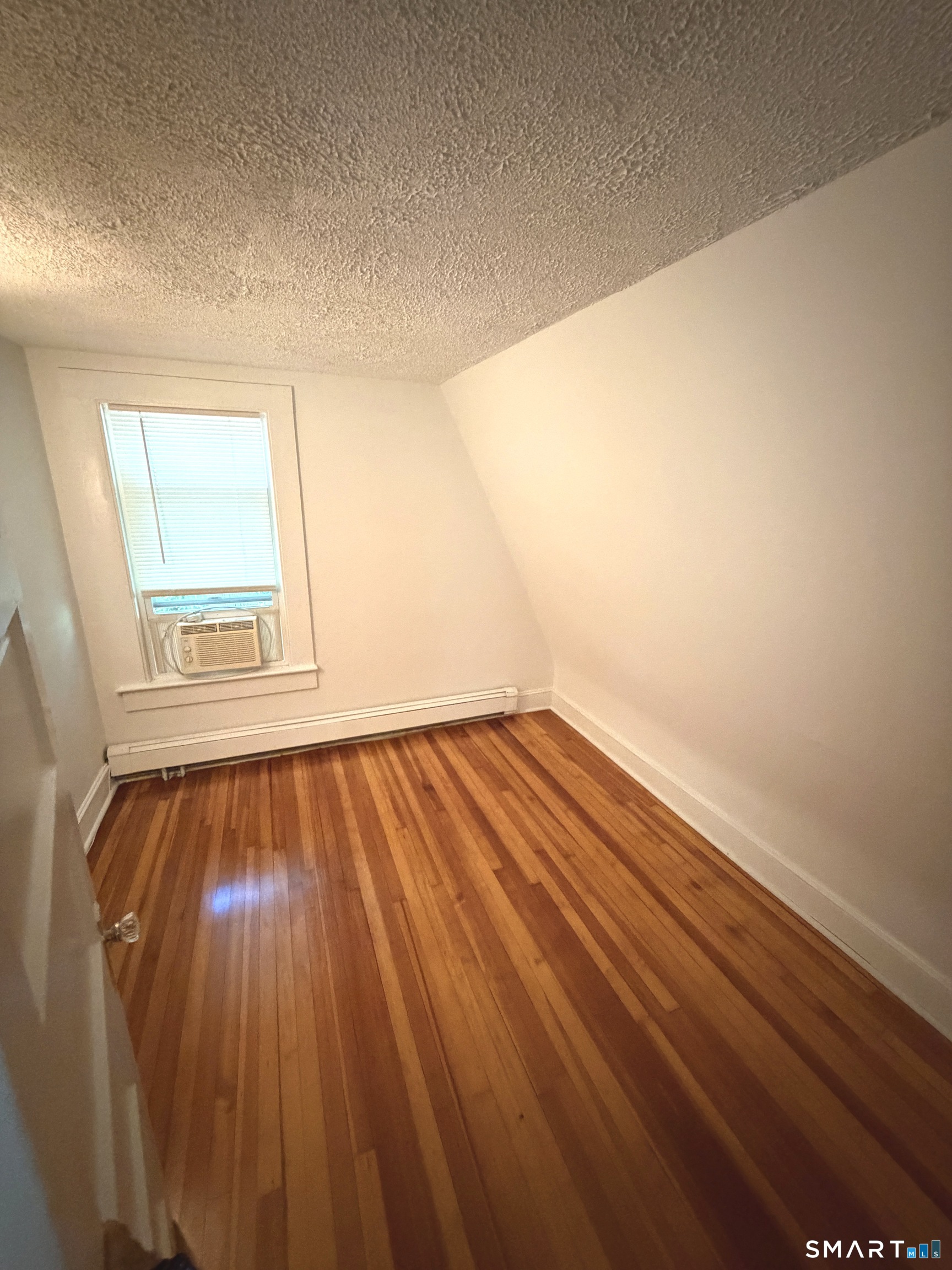 33 Chestnut Grove Road photo 24