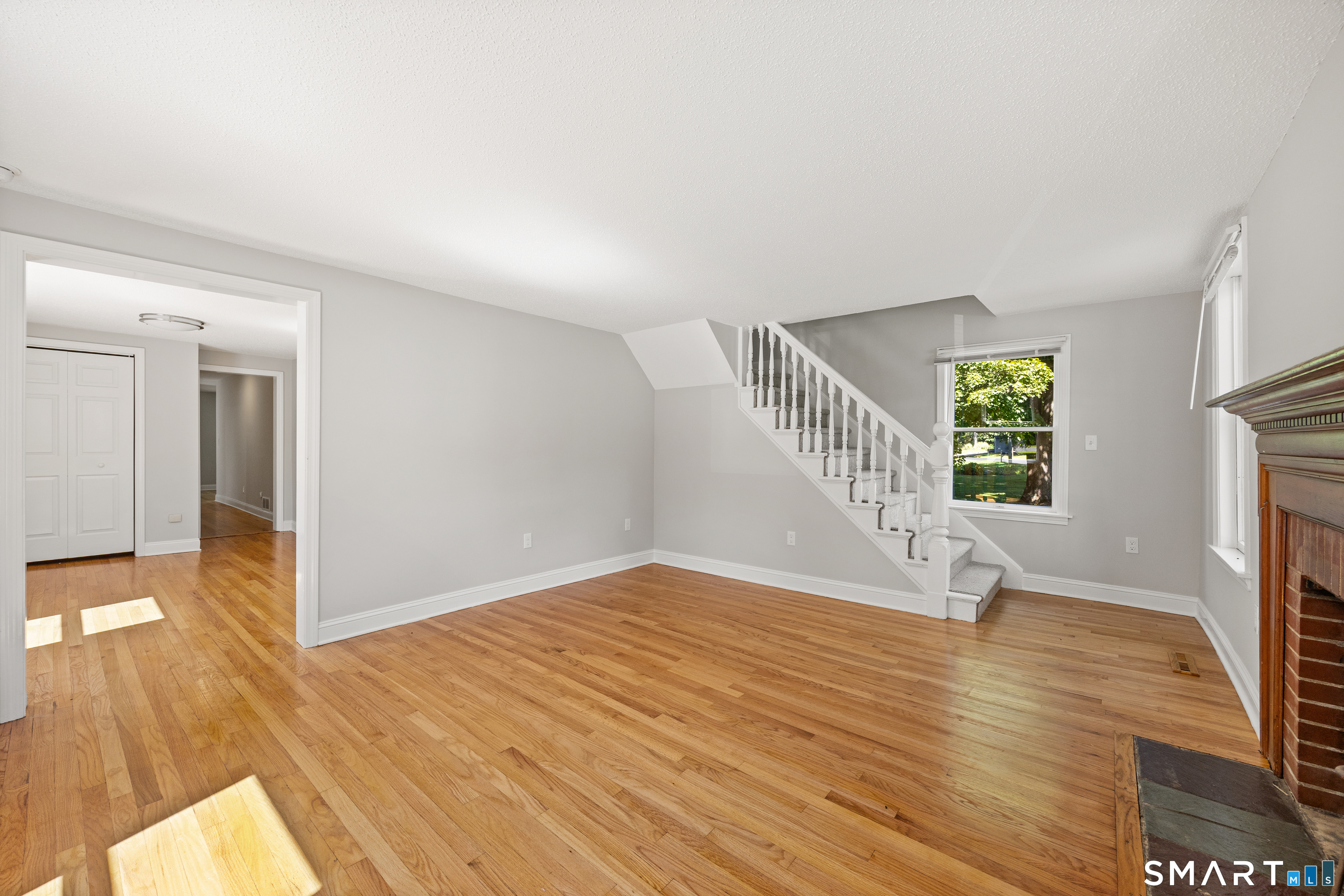 387 Mixville Road photo 20