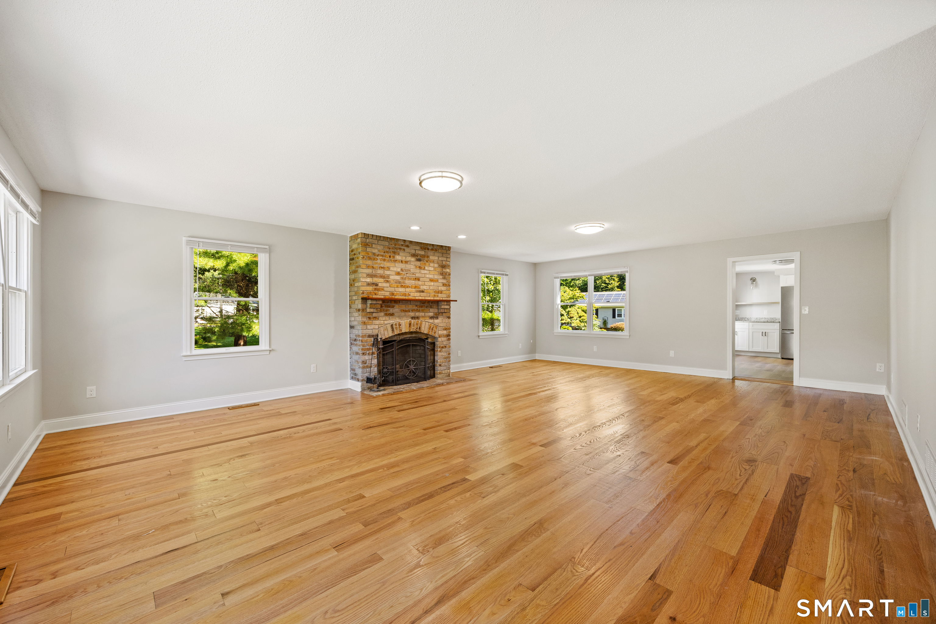 387 Mixville Road photo 10