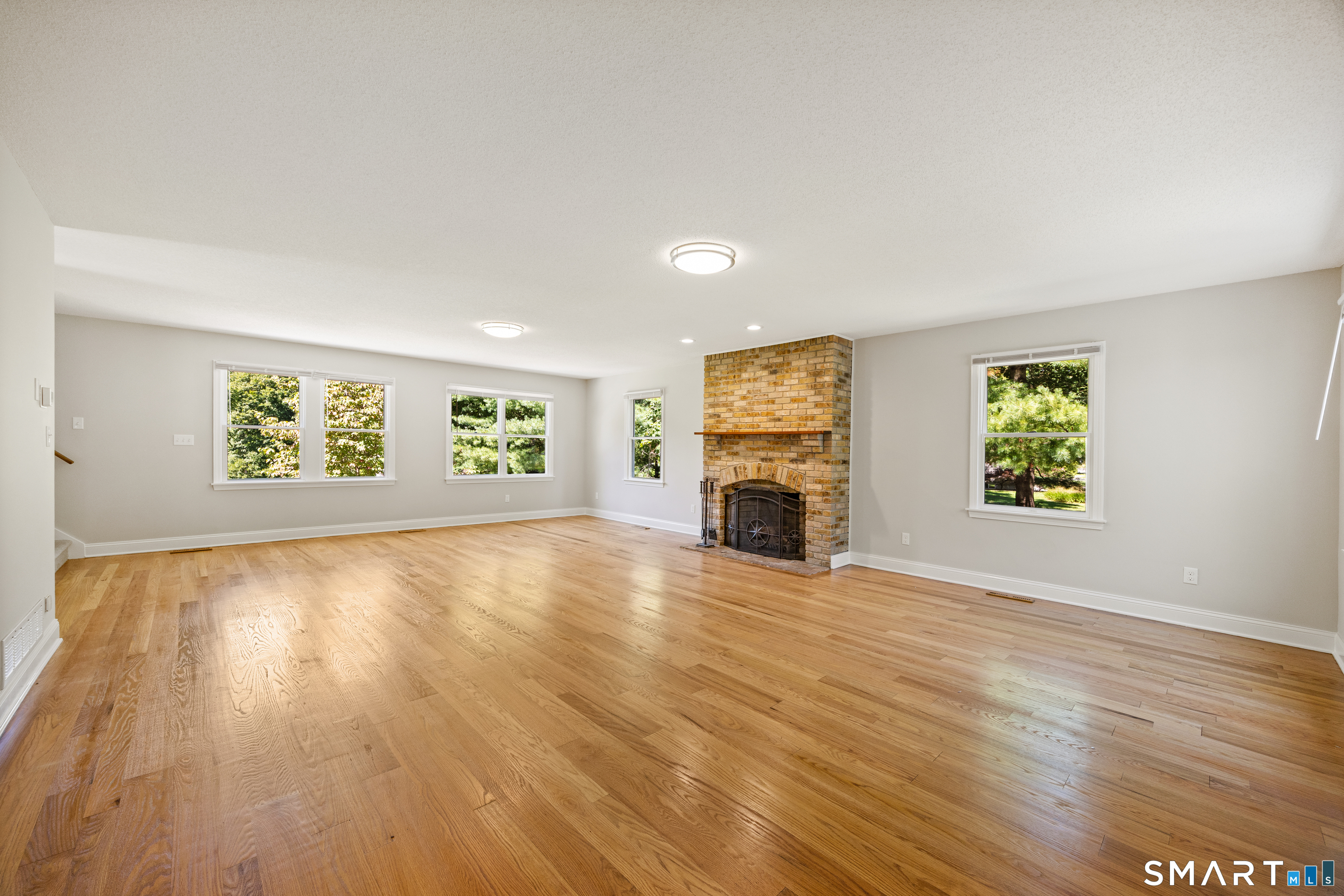 387 Mixville Road photo 11