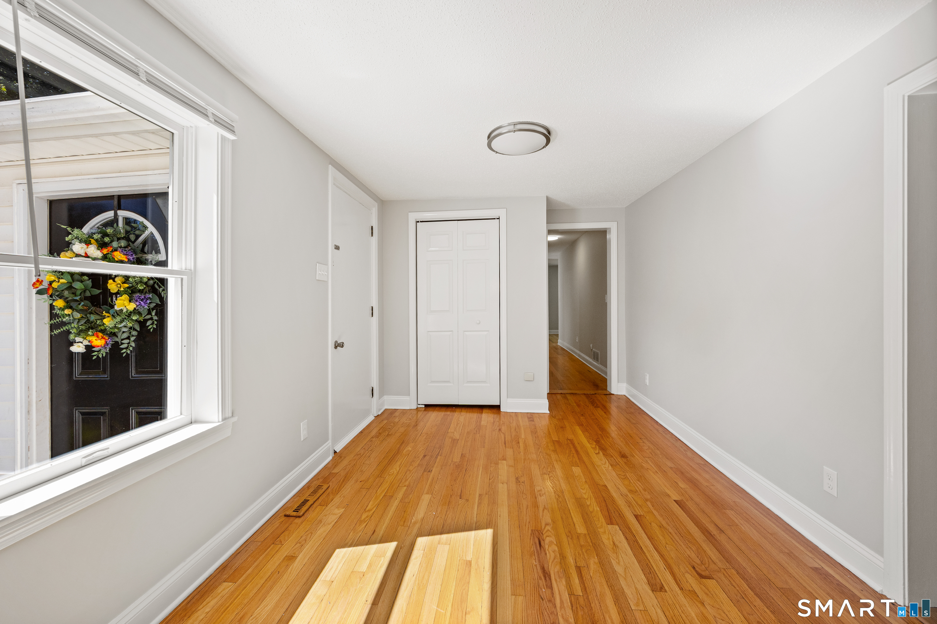 387 Mixville Road photo 18
