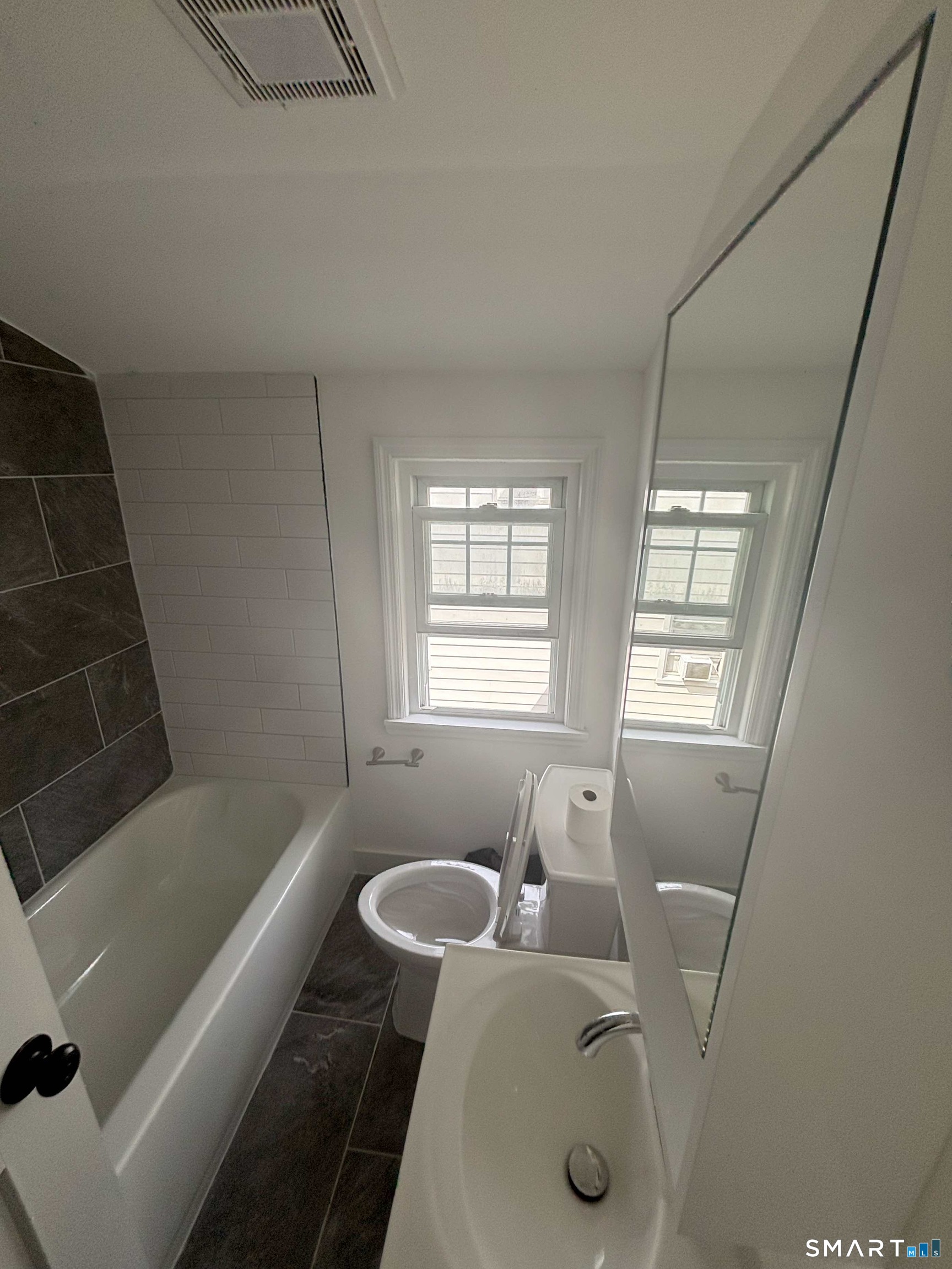 26 Sention Avenue, Norwalk, Connecticut photo 3