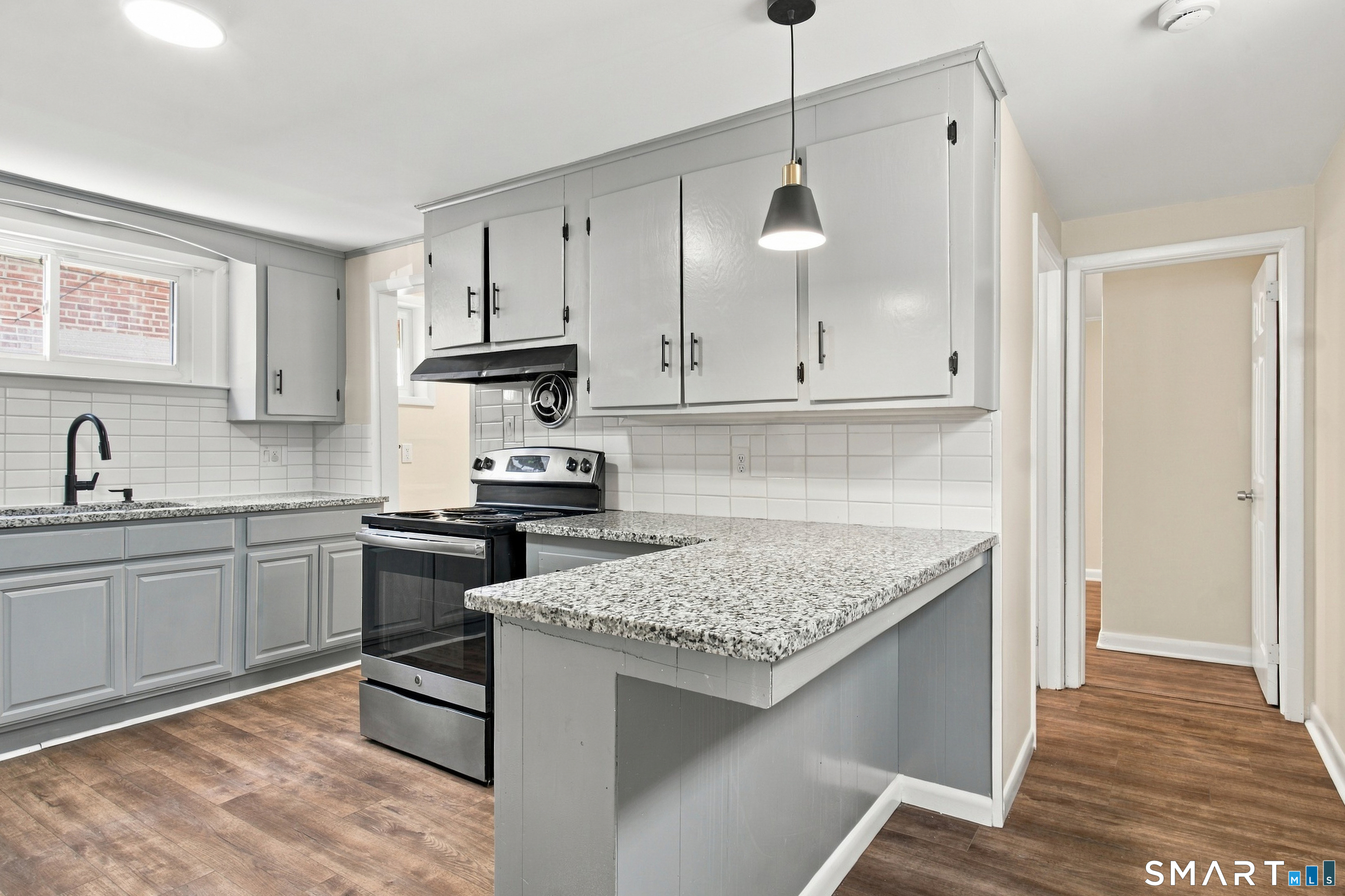 68 1/2 Lexington Avenue, Norwalk, Connecticut photo 2