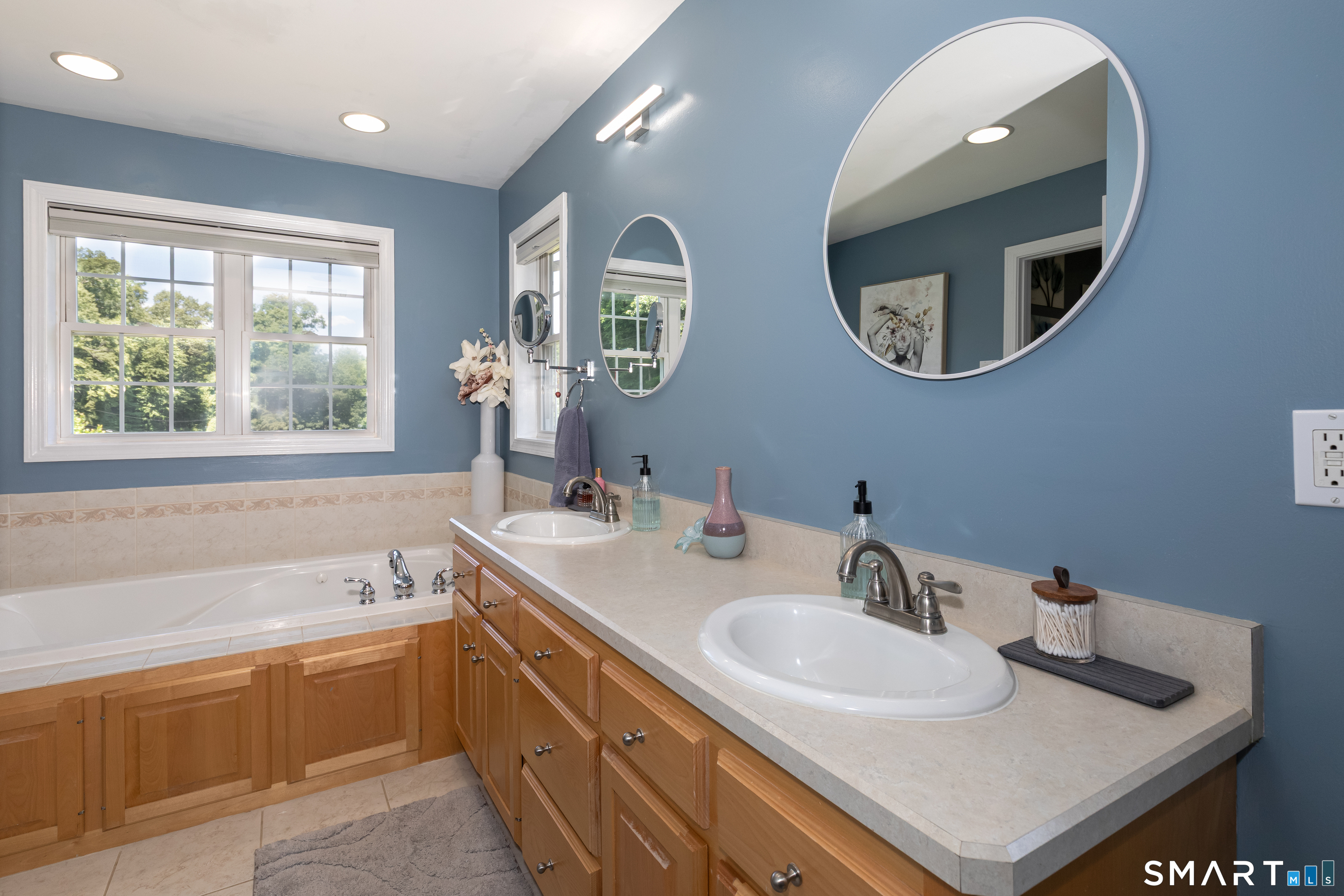 347 Lakeside Road photo 18
