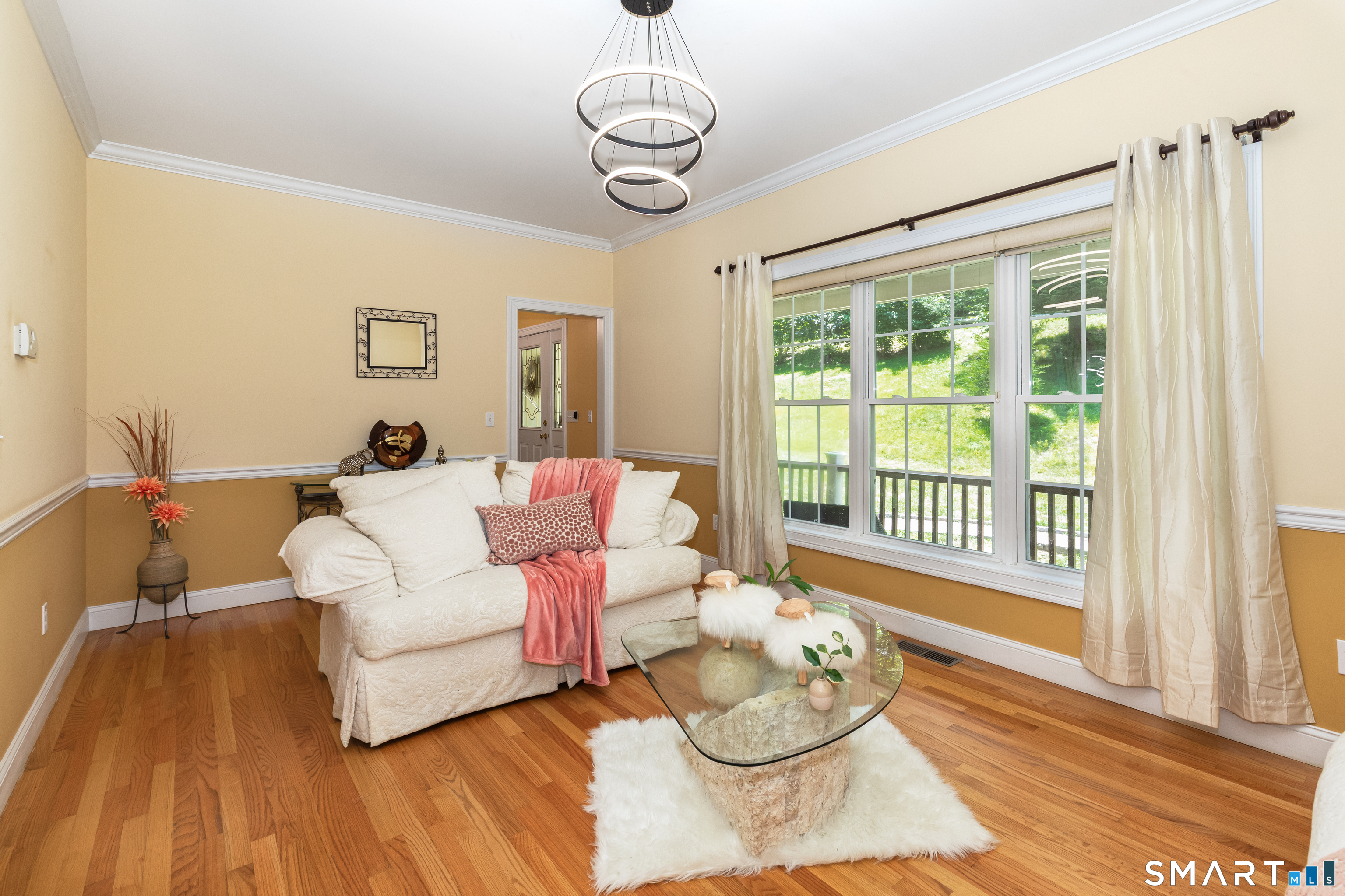 347 Lakeside Road photo 10