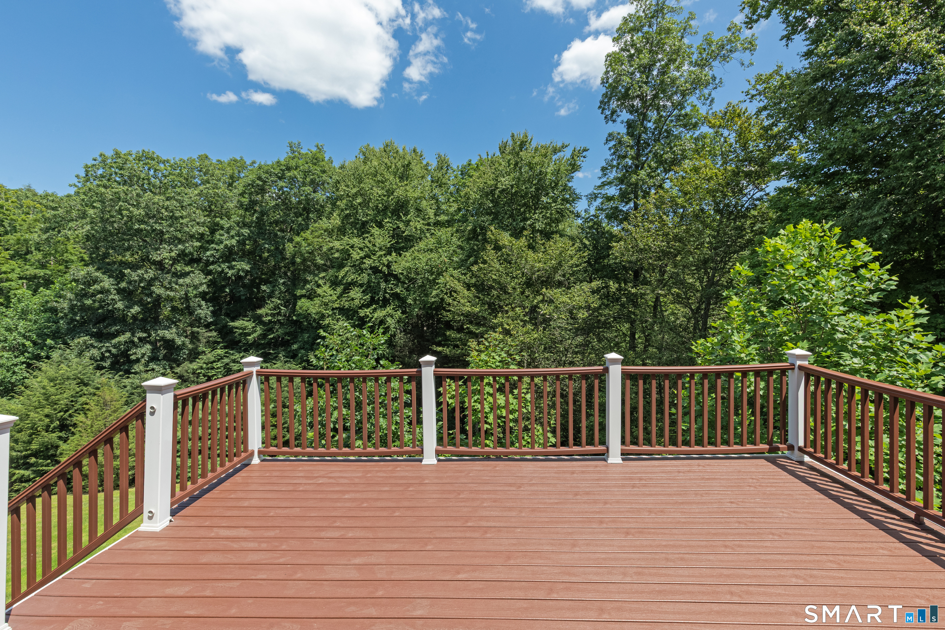 347 Lakeside Road photo 24