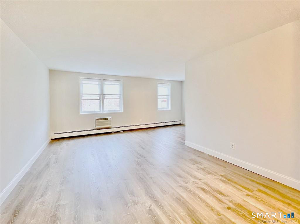 140 Grove Street, Stamford, Connecticut photo 3