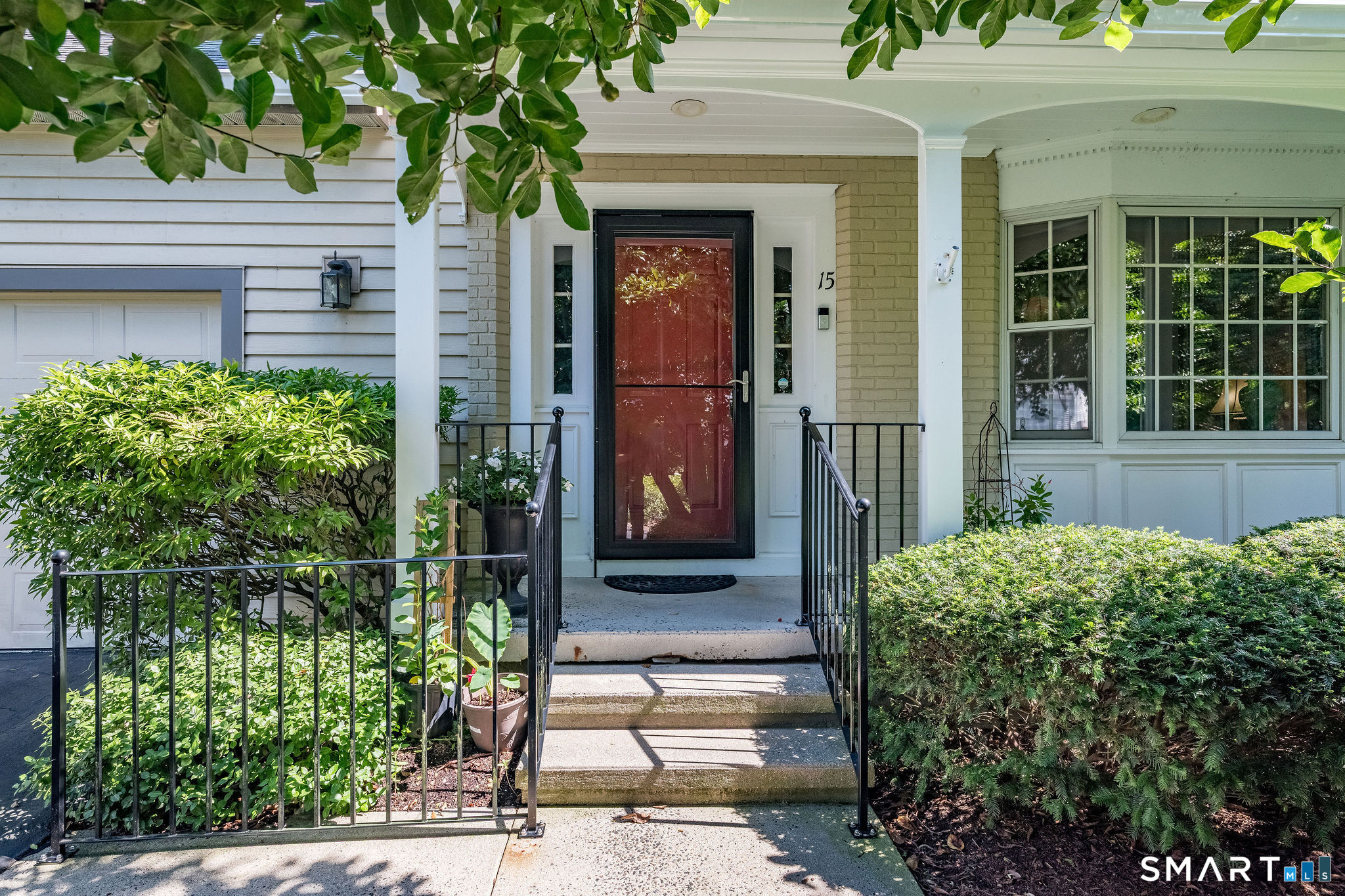 15 Cambridge Drive Unit #15