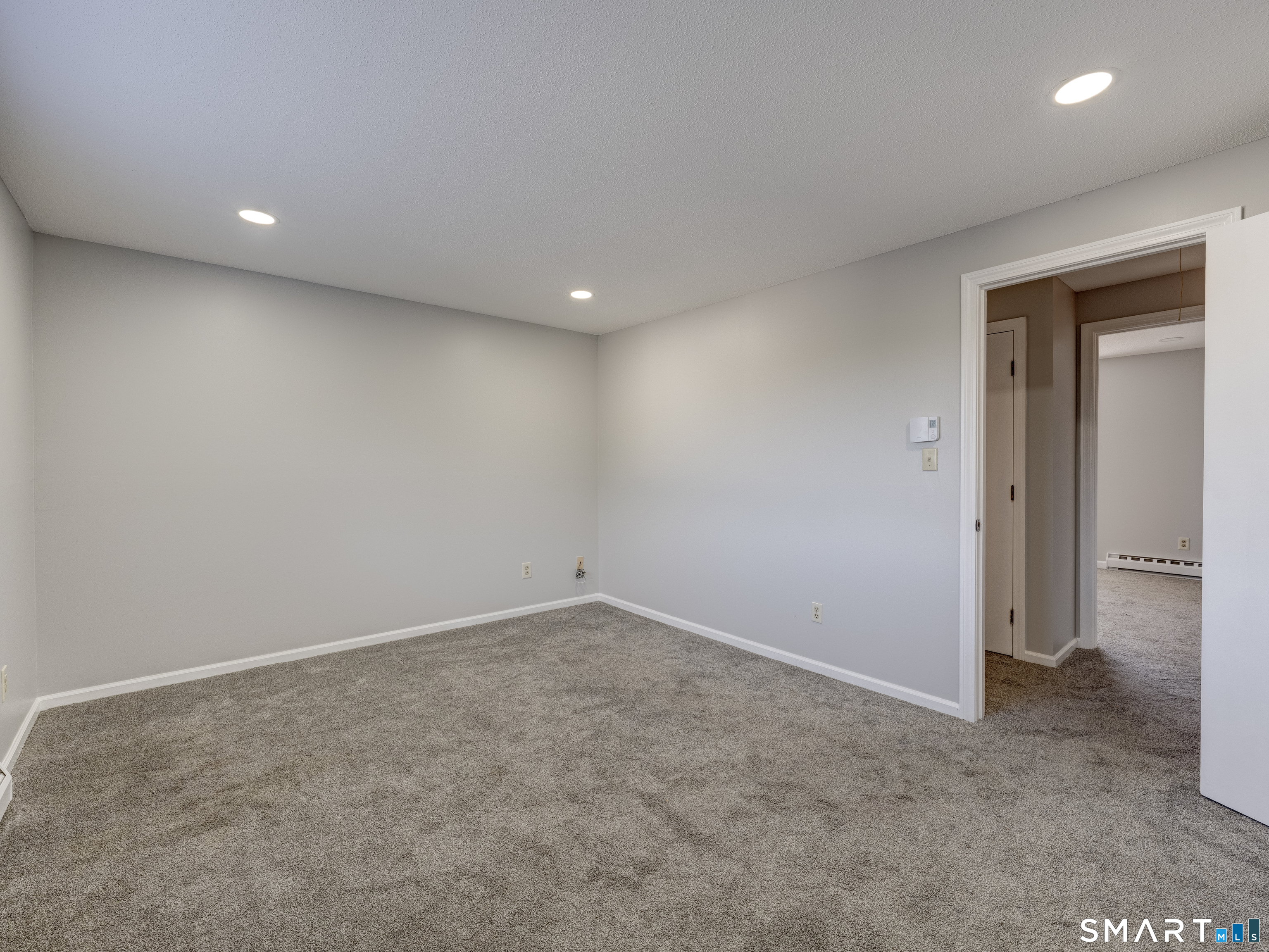 600 Clark Avenue Unit #27 photo 22