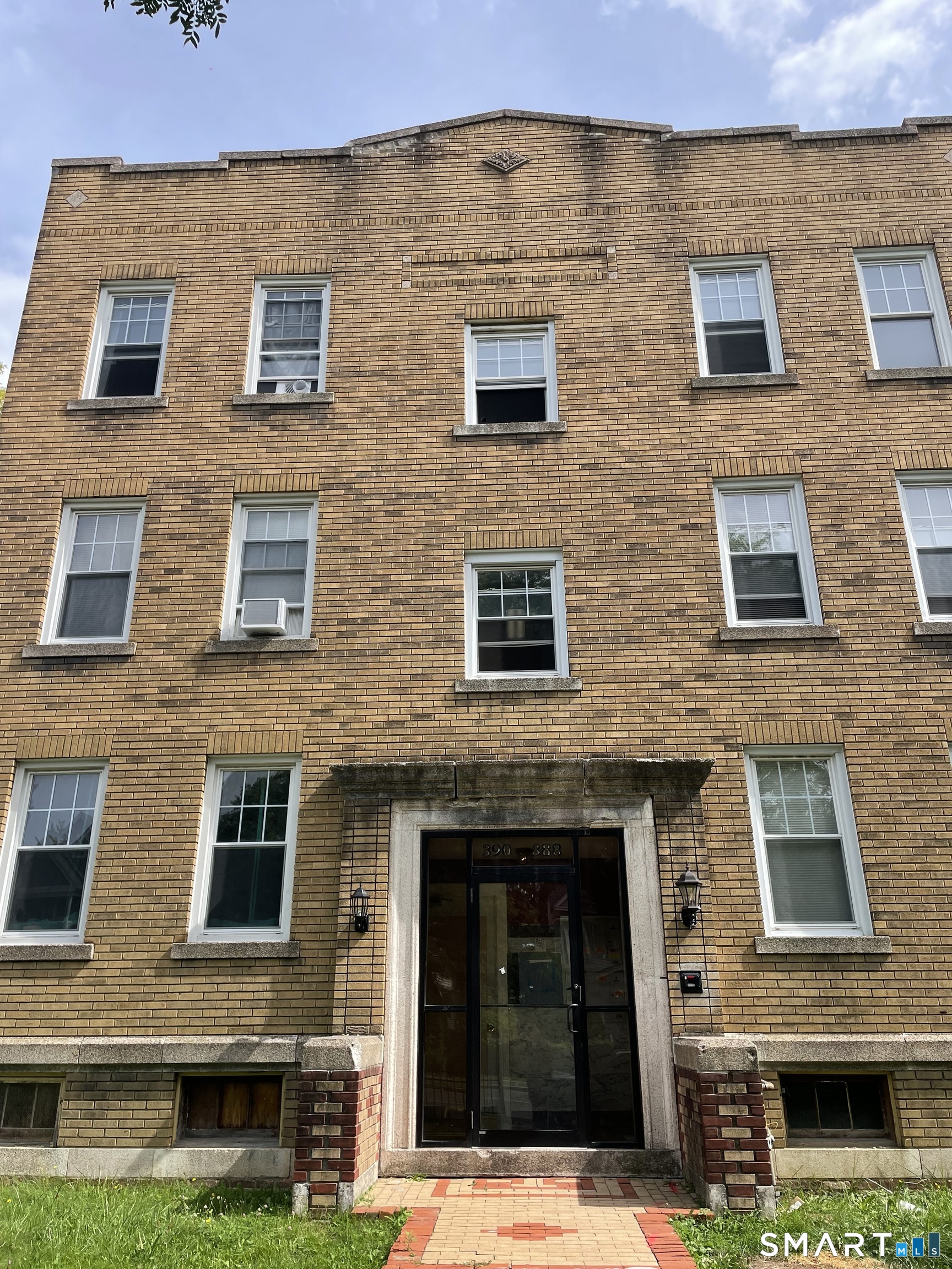 388 Woodland Street