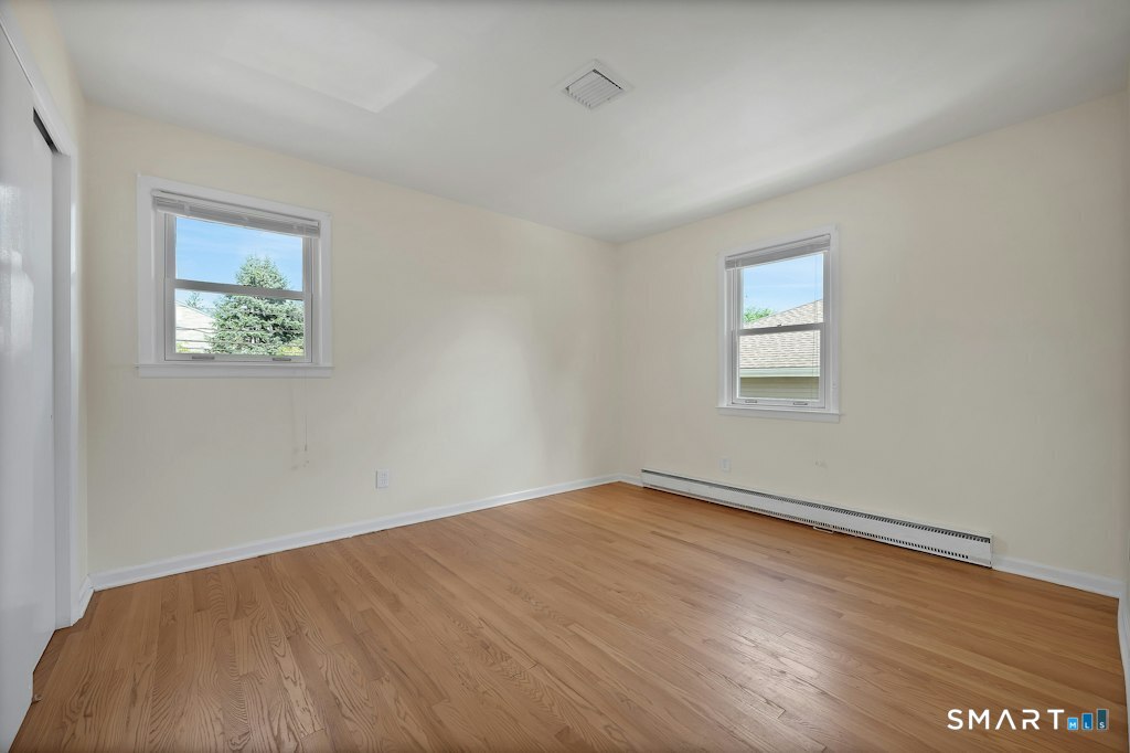 85 Burwood Avenue photo 10