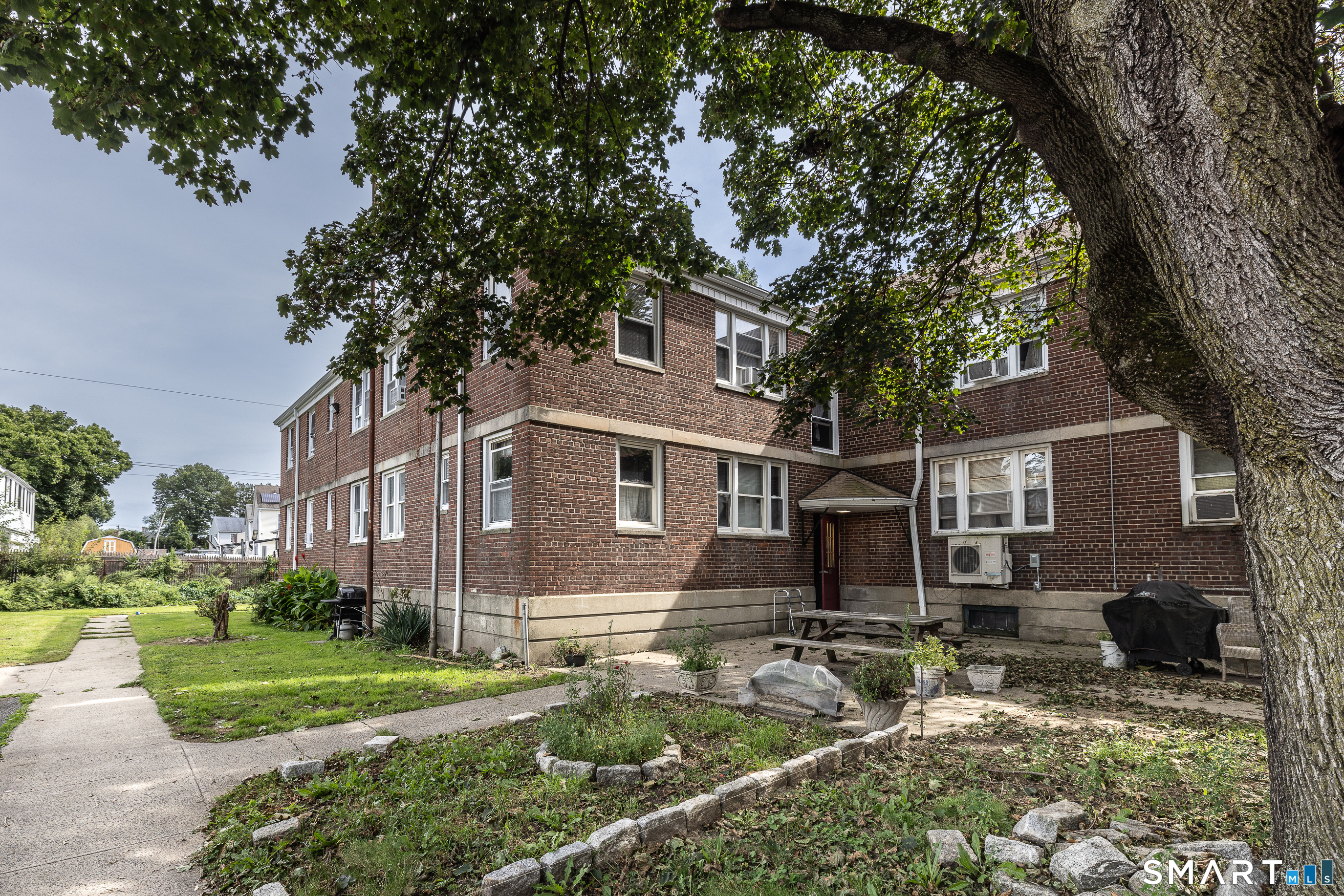 Photo 12 of Condo for sale at 744 Canaan Rd, Bridgeport, CT 06610 | MLS# 24207034 | Listing updated on 2026-09-14
