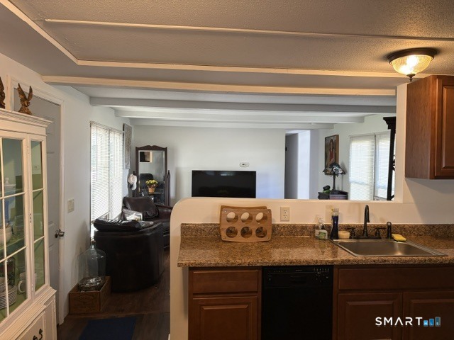 33 Green Acres Park Drive photo 10