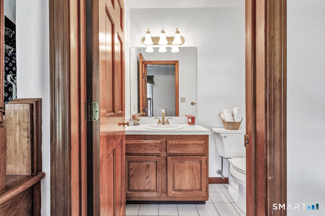 2125 Cutspring Road photo 10