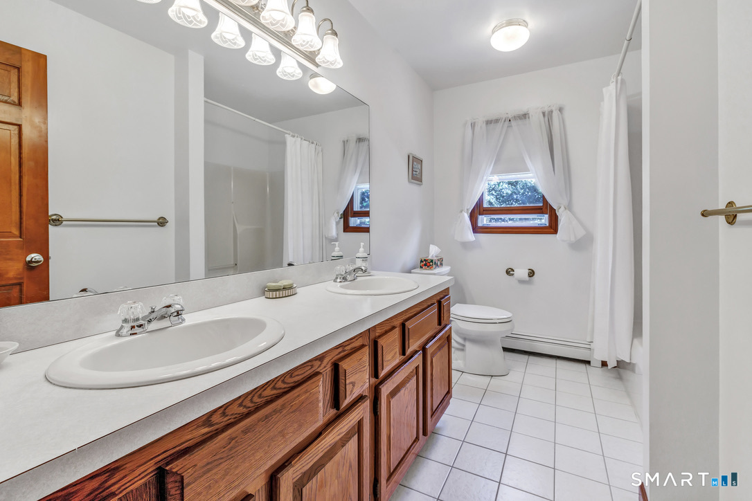 2125 Cutspring Road photo 16