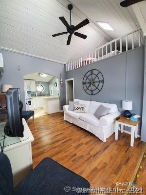 26 Grassy Hill Road photo 4