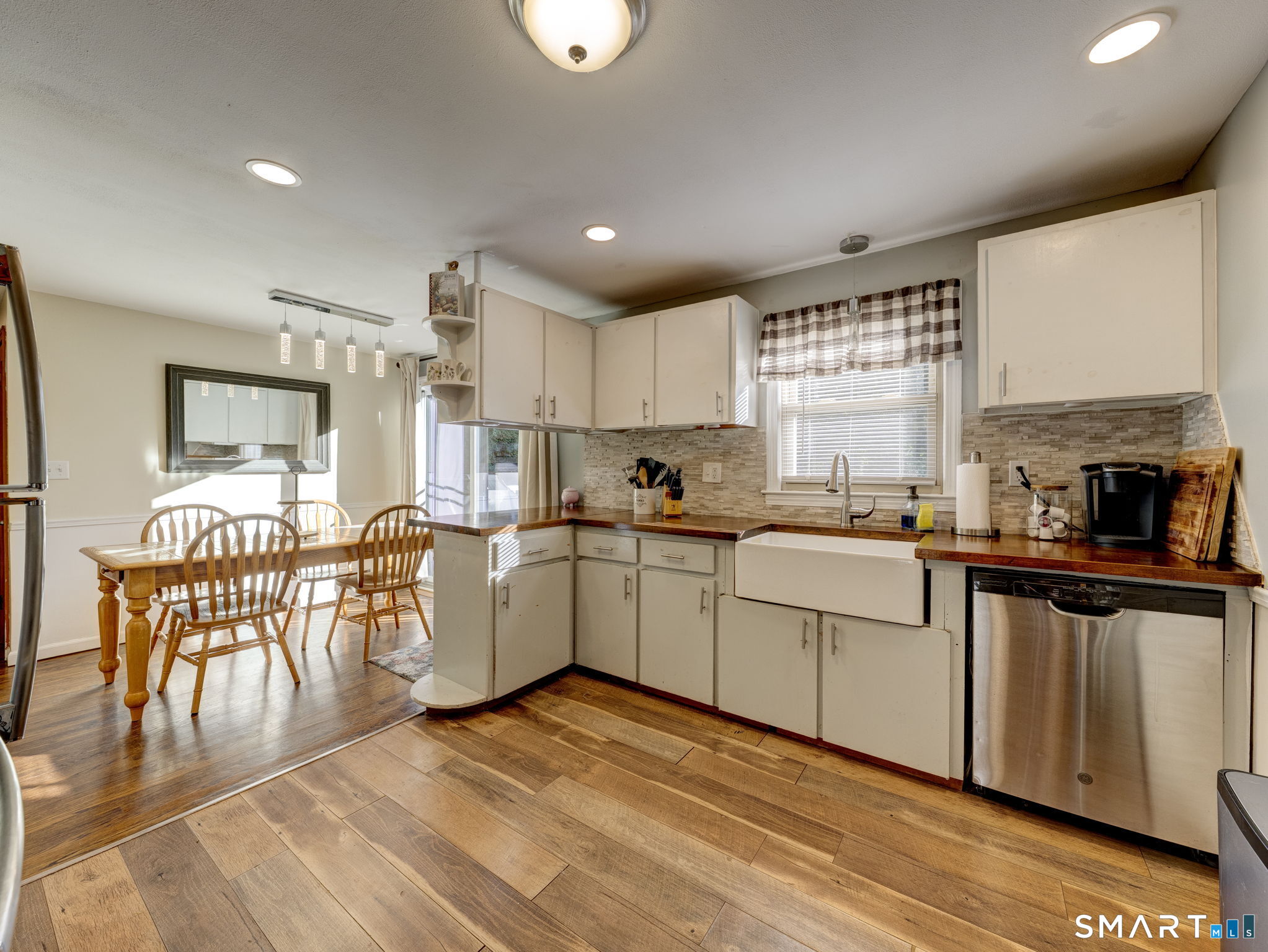 67 Mayflower Road photo 20