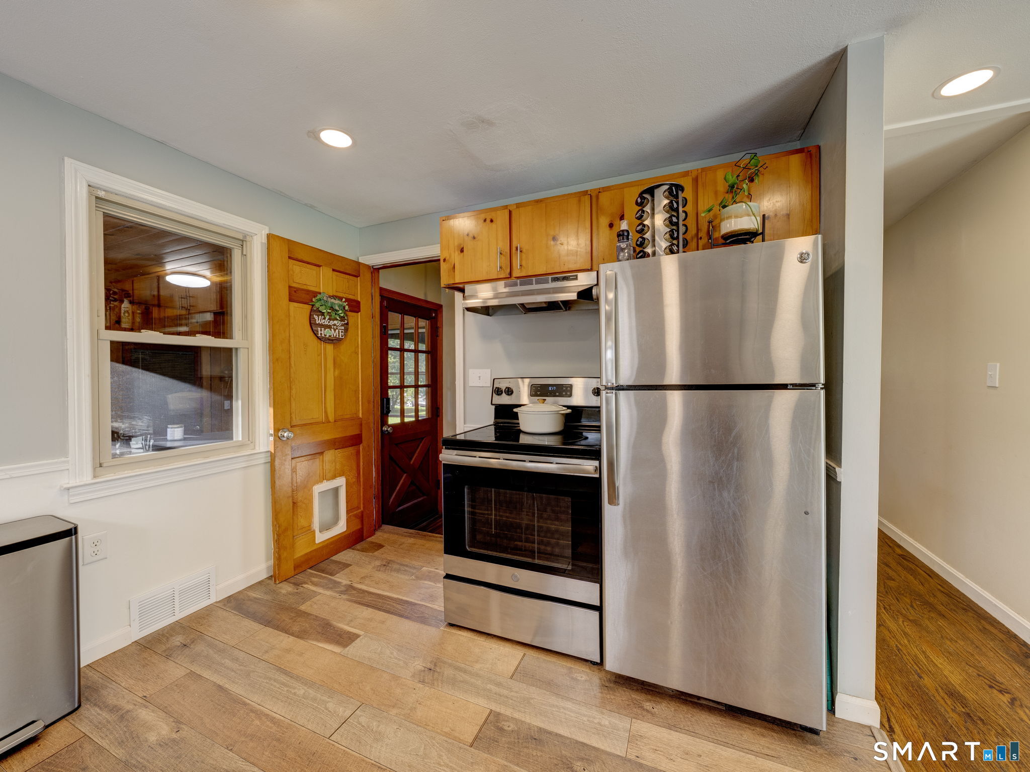 67 Mayflower Road photo 23