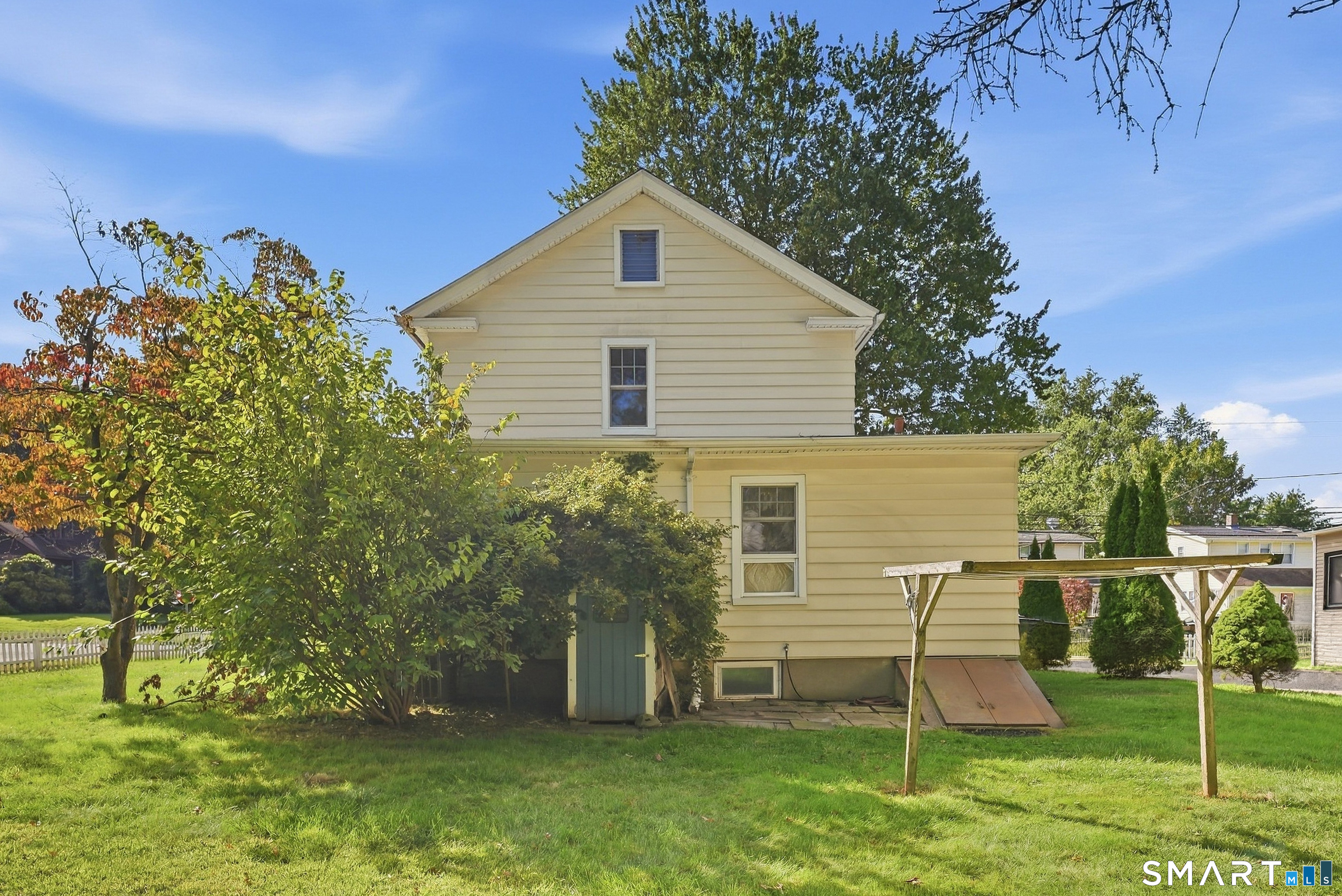 296 Nott Street photo 25