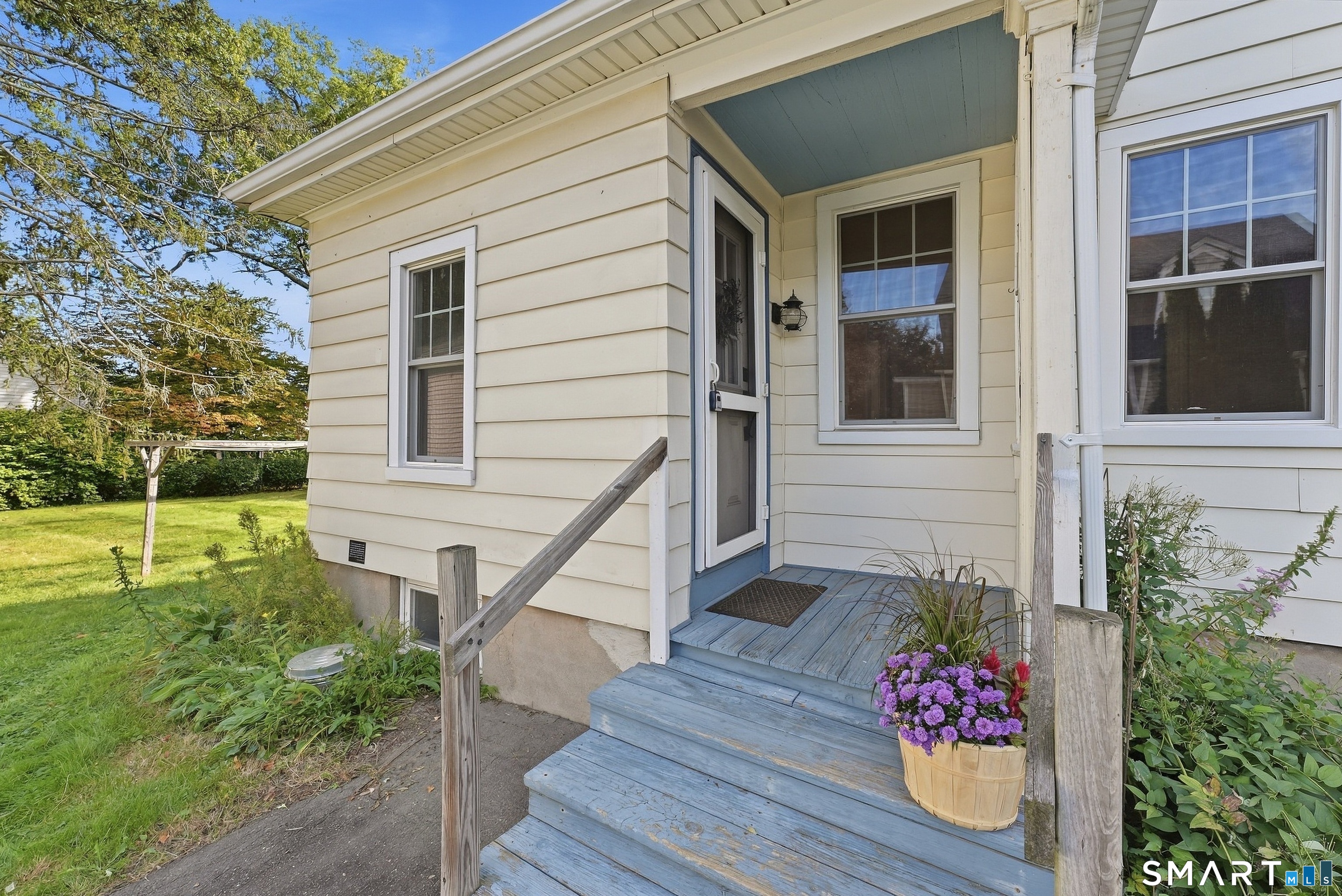 296 Nott Street photo 24