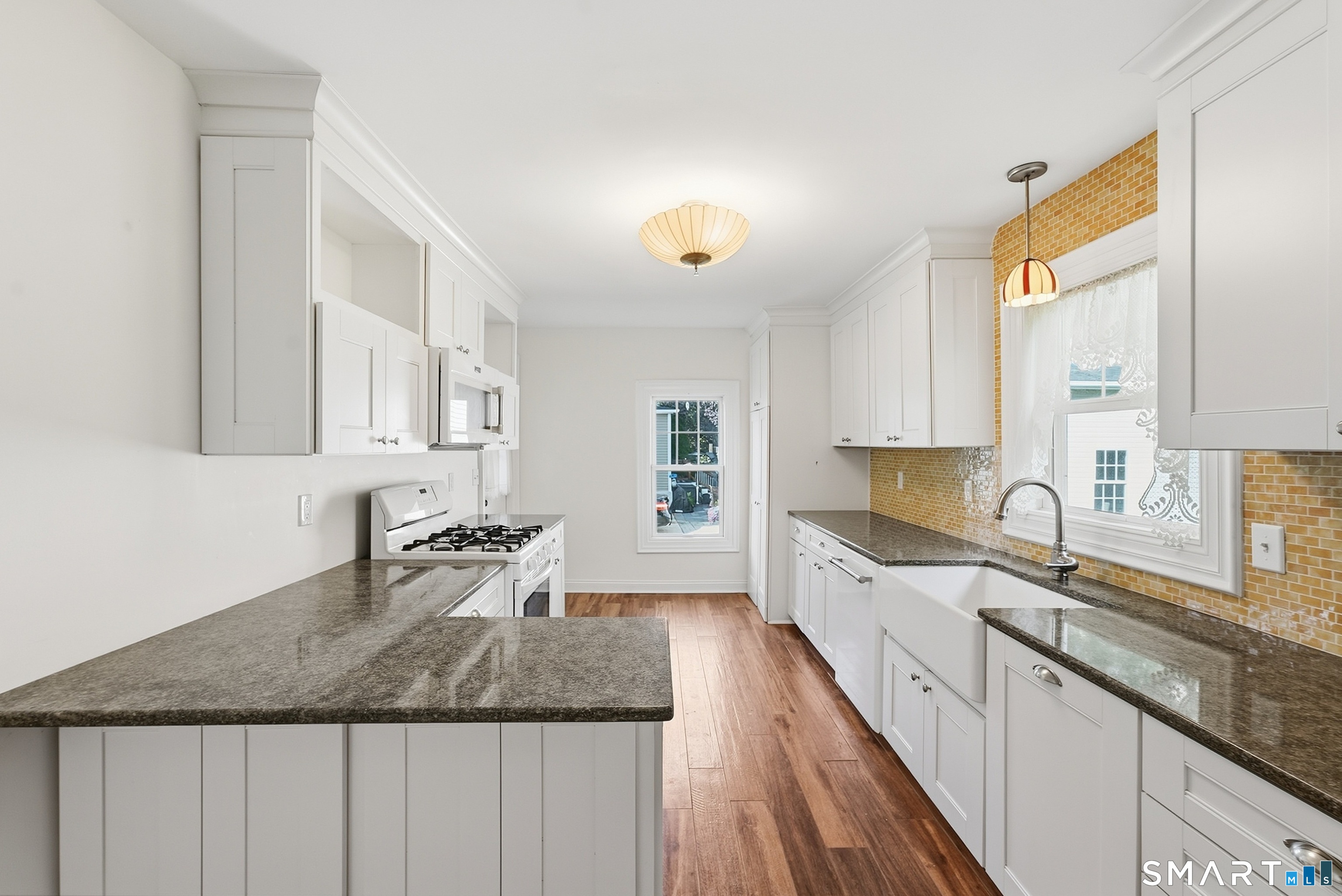 Photo 3 of Single family home for sale at 296 Nott St, Wethersfield, CT 06109 | MLS# 24206767 | Listing updated on 2026-09-17