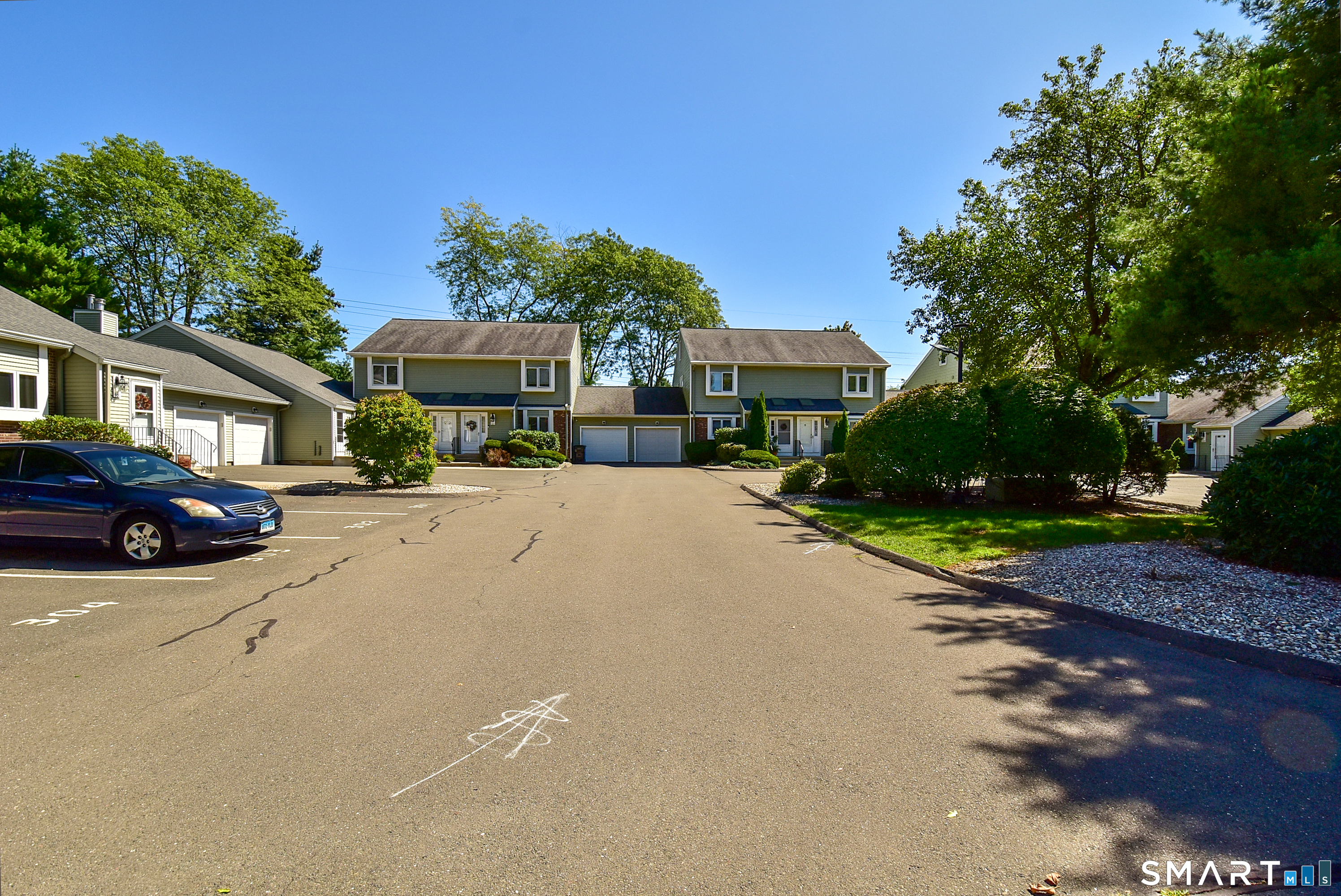 301 Sand Stone Drive, South Windsor, CT 06074 - Thumbnail 4