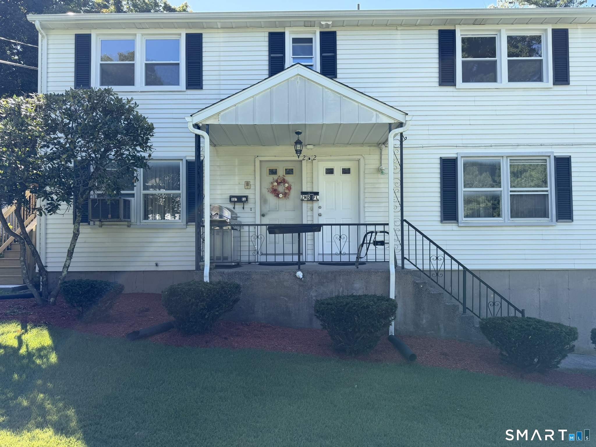 22-Upper Mason Avenue photo 2