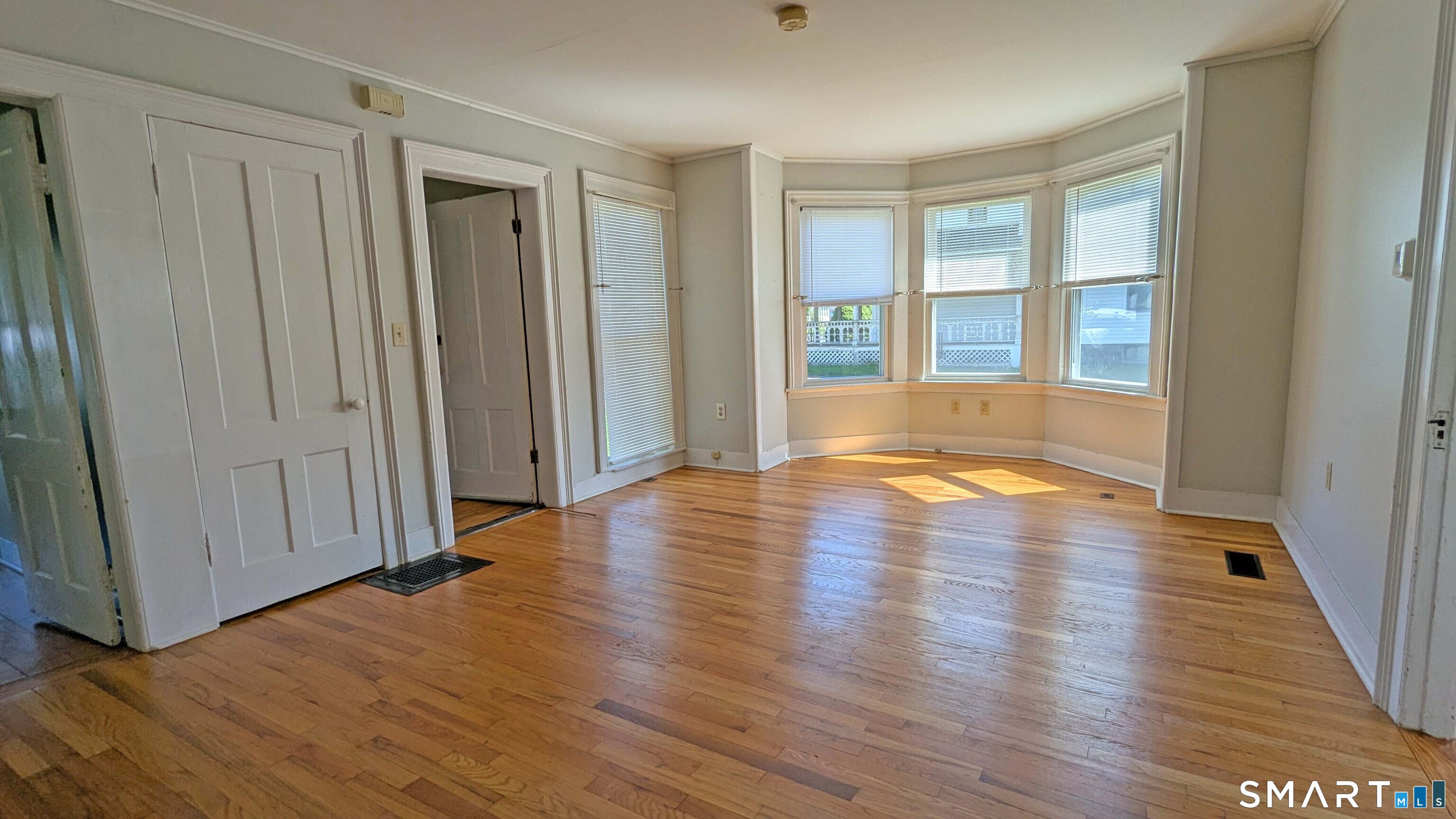 21 Fairview Street photo 2