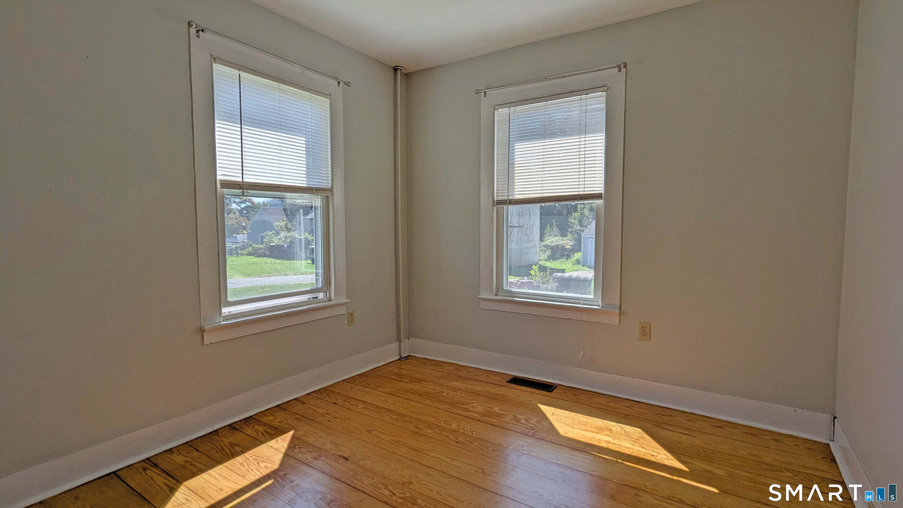 21 Fairview Street photo 8