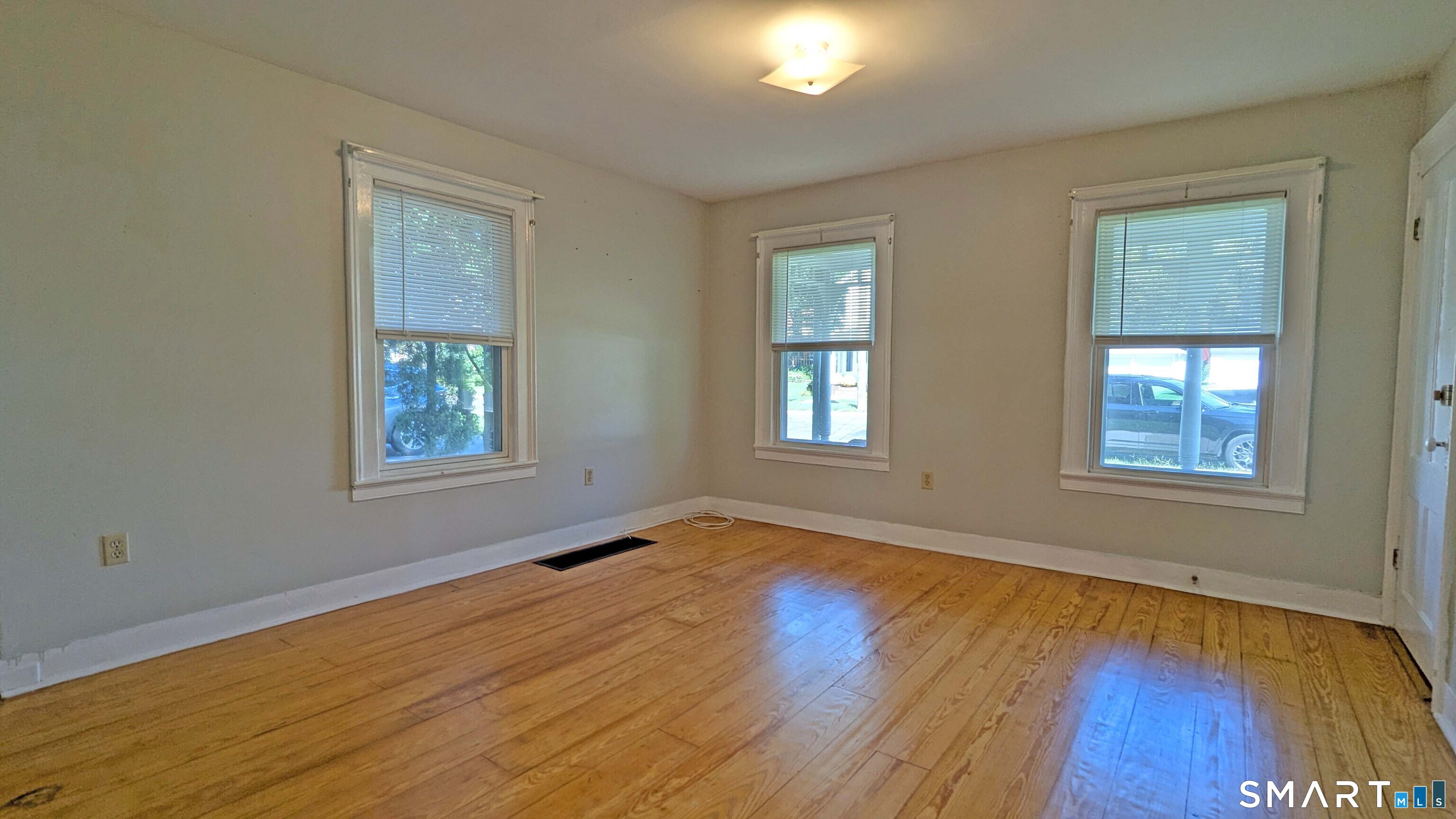 21 Fairview Street photo 6