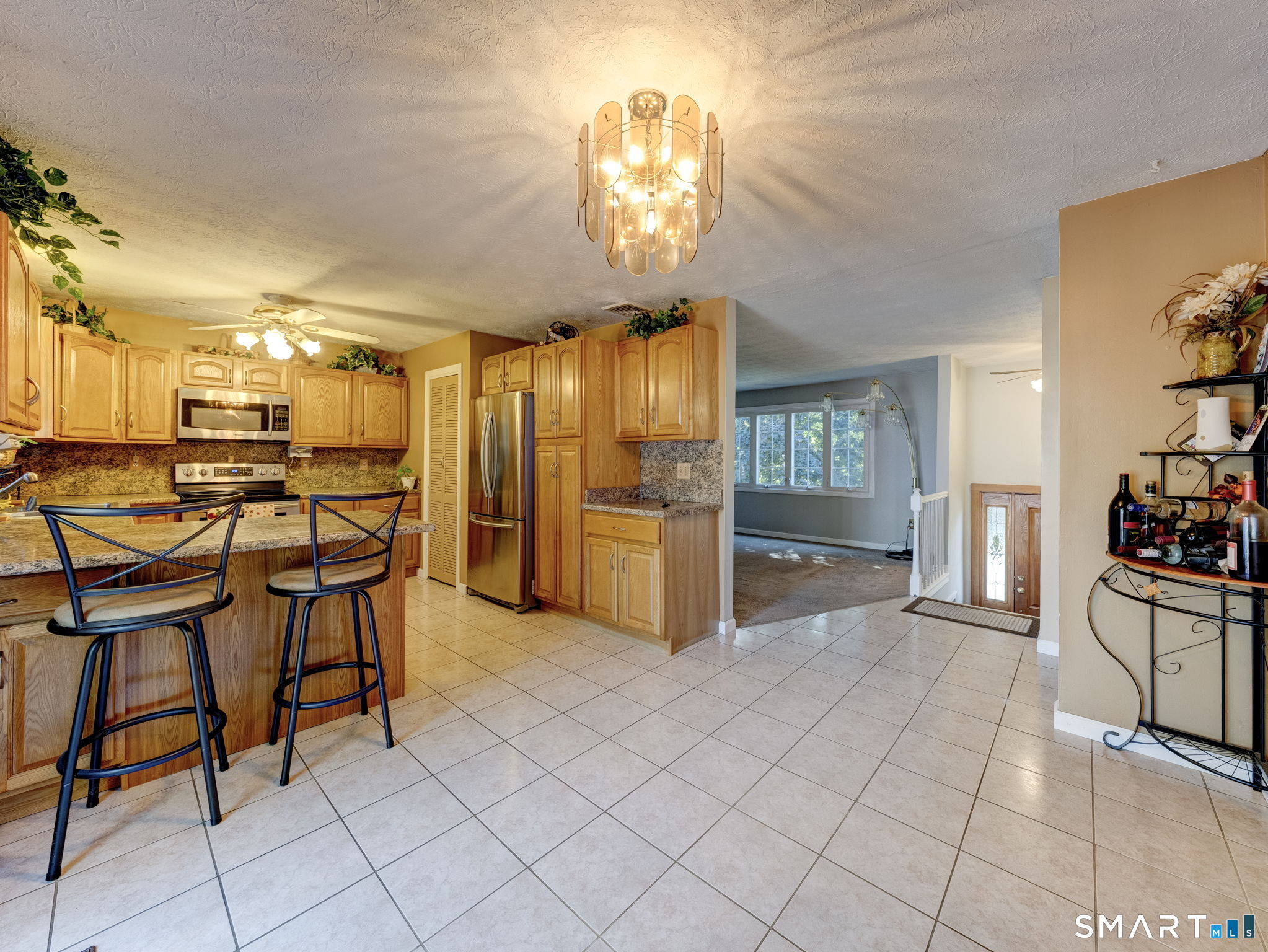 76 Long Lane photo 19