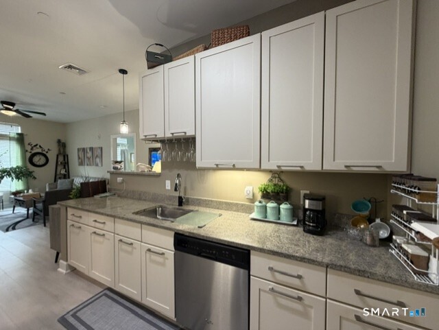 38 Hope Street Unit #1108 photo 16