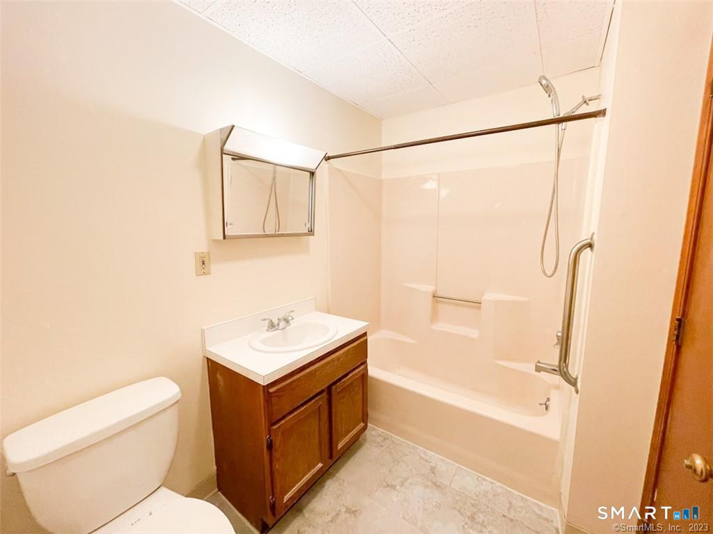 150 South Cherry Street photo 9
