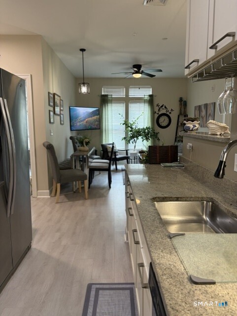 38 Hope Street Unit #1108 photo 10