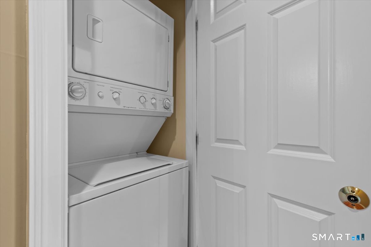 1280 Asylum Avenue Unit #2B photo 15
