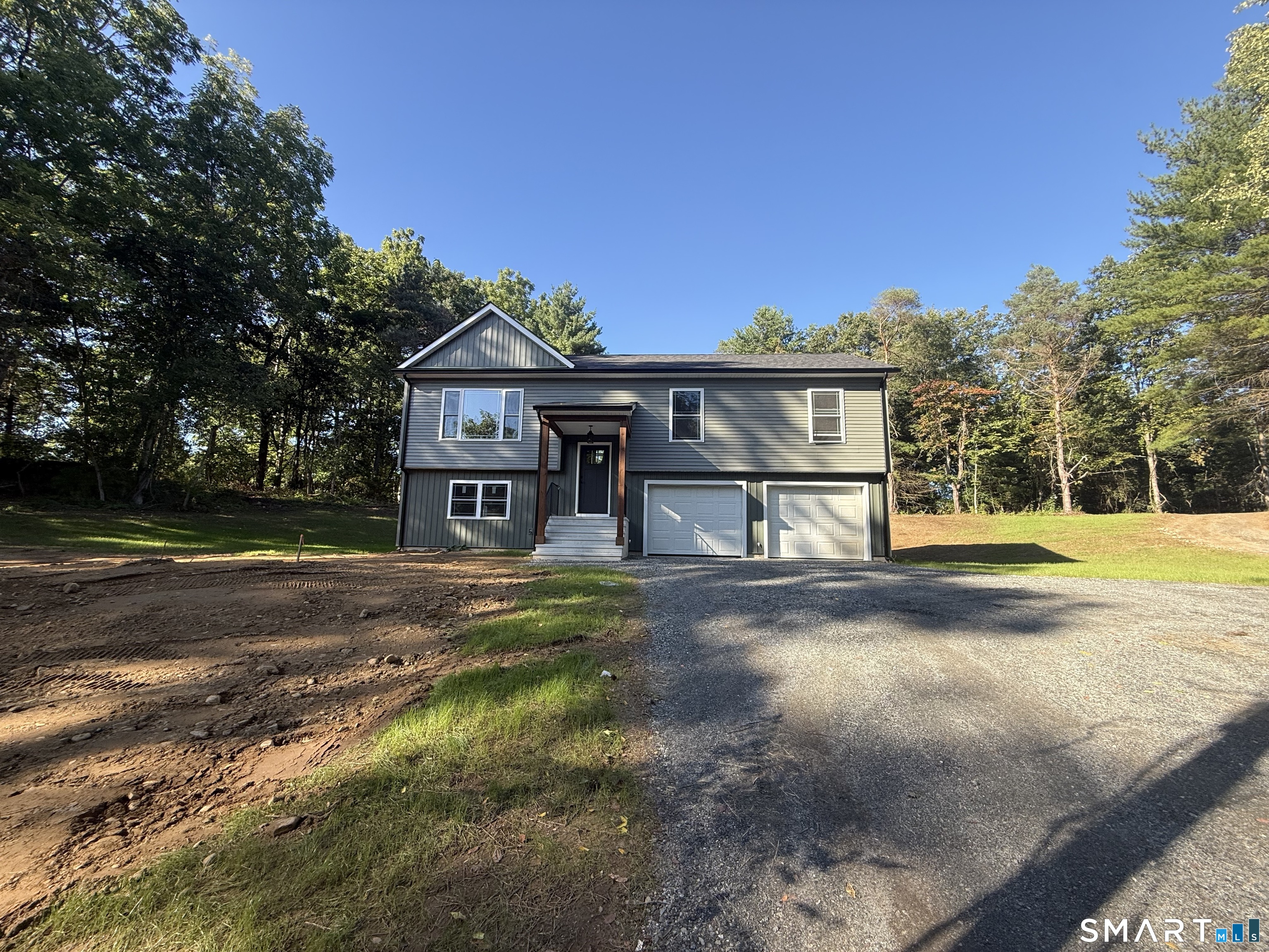 Photo 1 of Single family home for sale at 577 Fabyan Rd, North Grosvenordale, CT 06255 | MLS# 24198652 | Listing updated on 2026-09-15