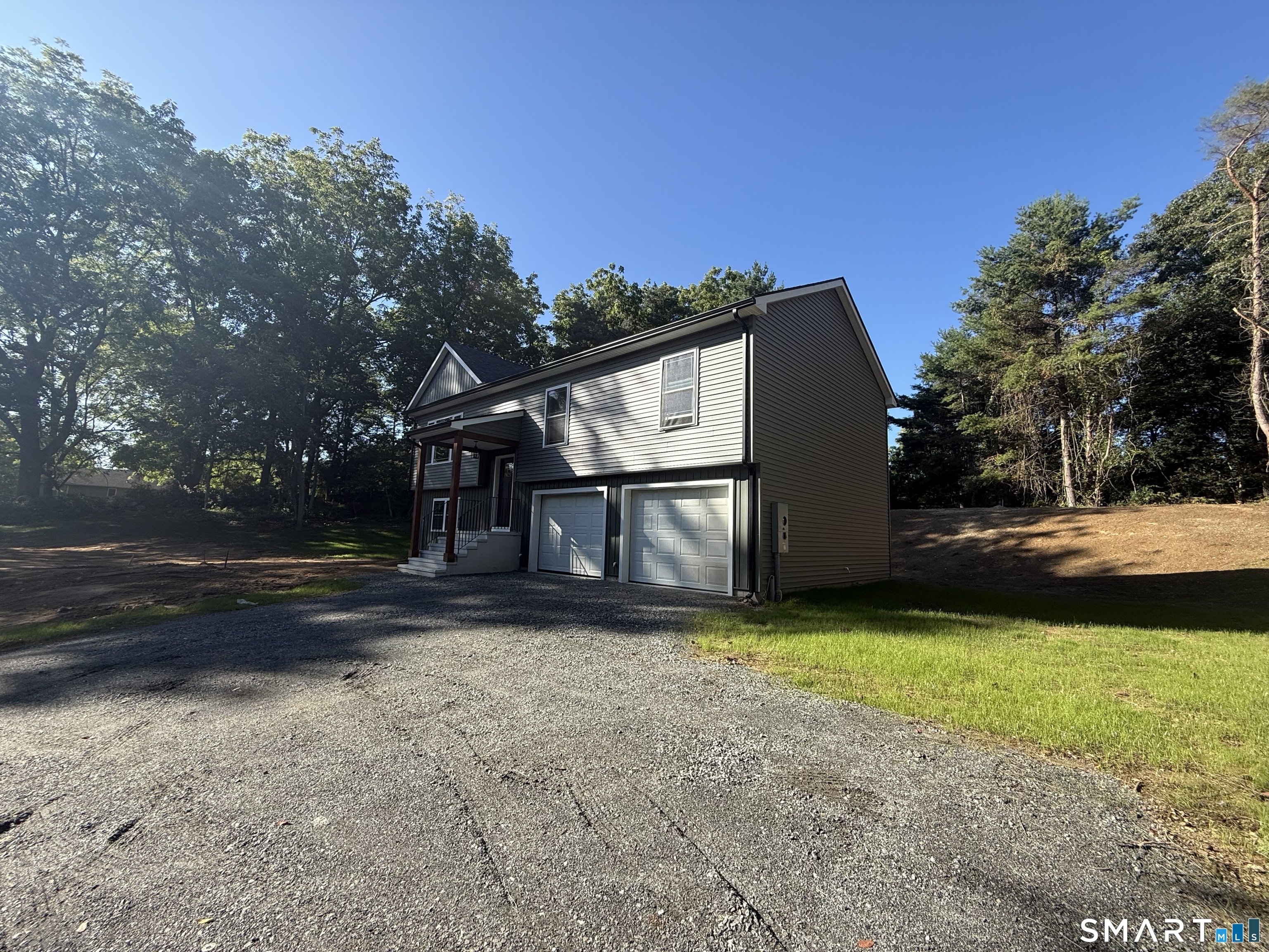 Photo 4 of Single family home for sale at 577 Fabyan Rd, North Grosvenordale, CT 06255 | MLS# 24198652 | Listing updated on 2026-09-15