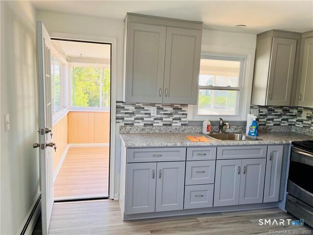11 Phillips Street, Norwalk, Connecticut photo 2